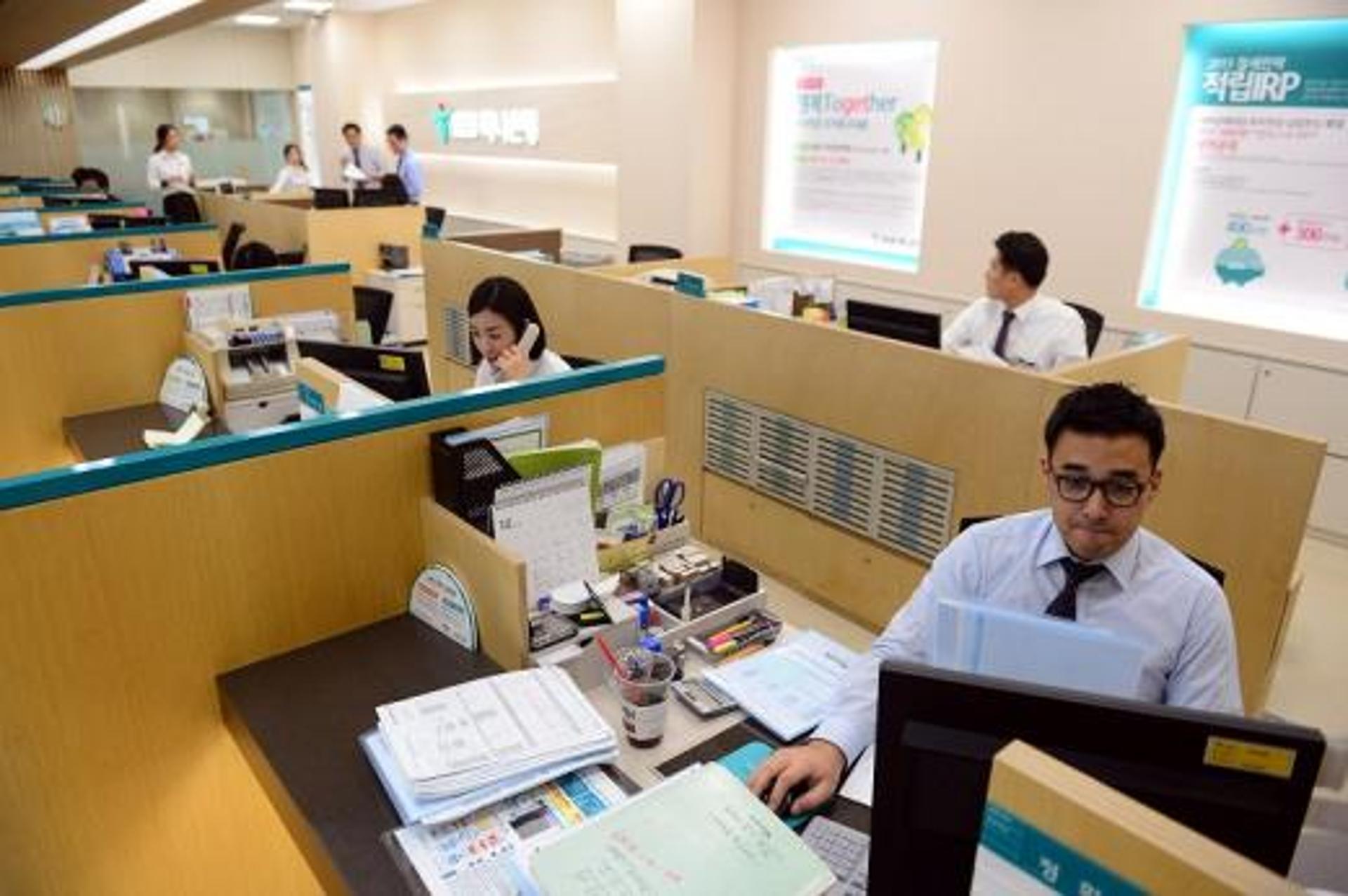 '저금리의 역습' 주담대 금리 5%대 진입… 가계 이자부담 커져