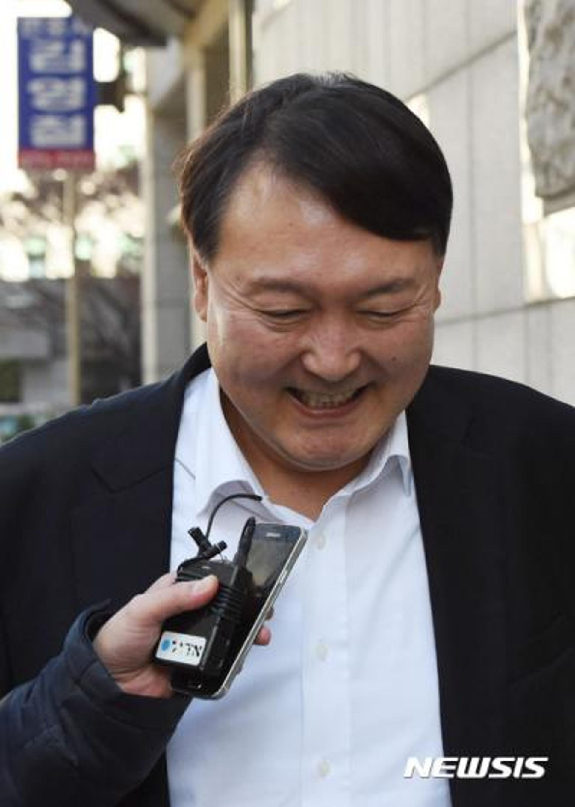 윤석열 검사 인터뷰 "수사권 가지고 보복하면 그게 깡패지, 검사입니까"