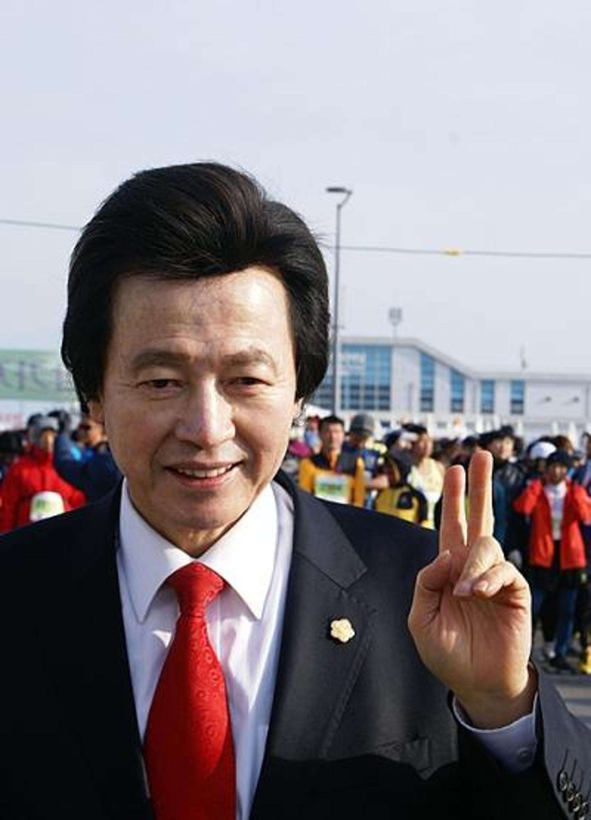 허경영 예언 "정국 5년 가지 못할 것"… '촛불시위·탄핵정국' 적중