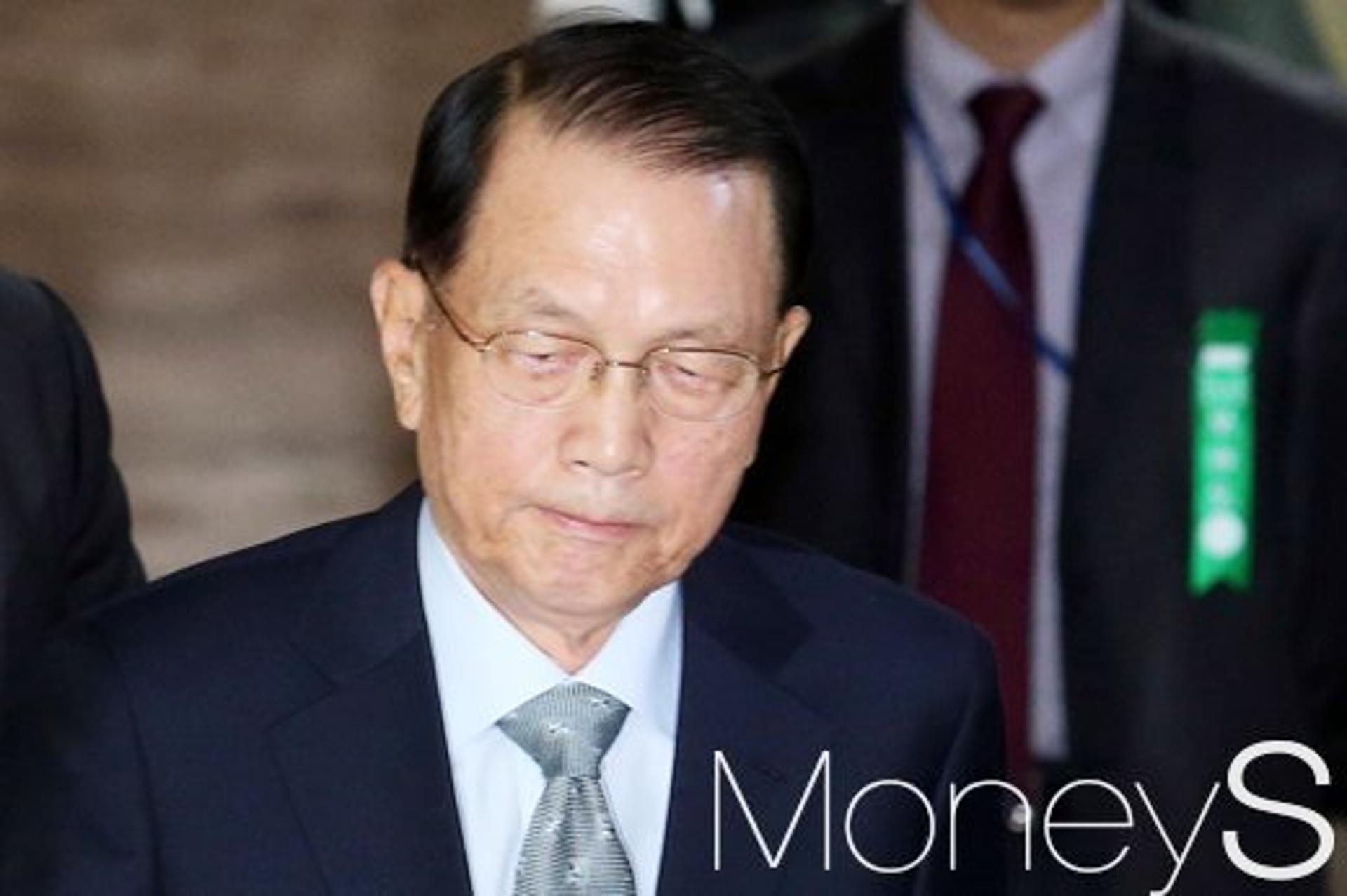 [국회 2차 청문회] 김기춘 "대통령에 대면보고 필요성 자주 말씀드려"(속보)