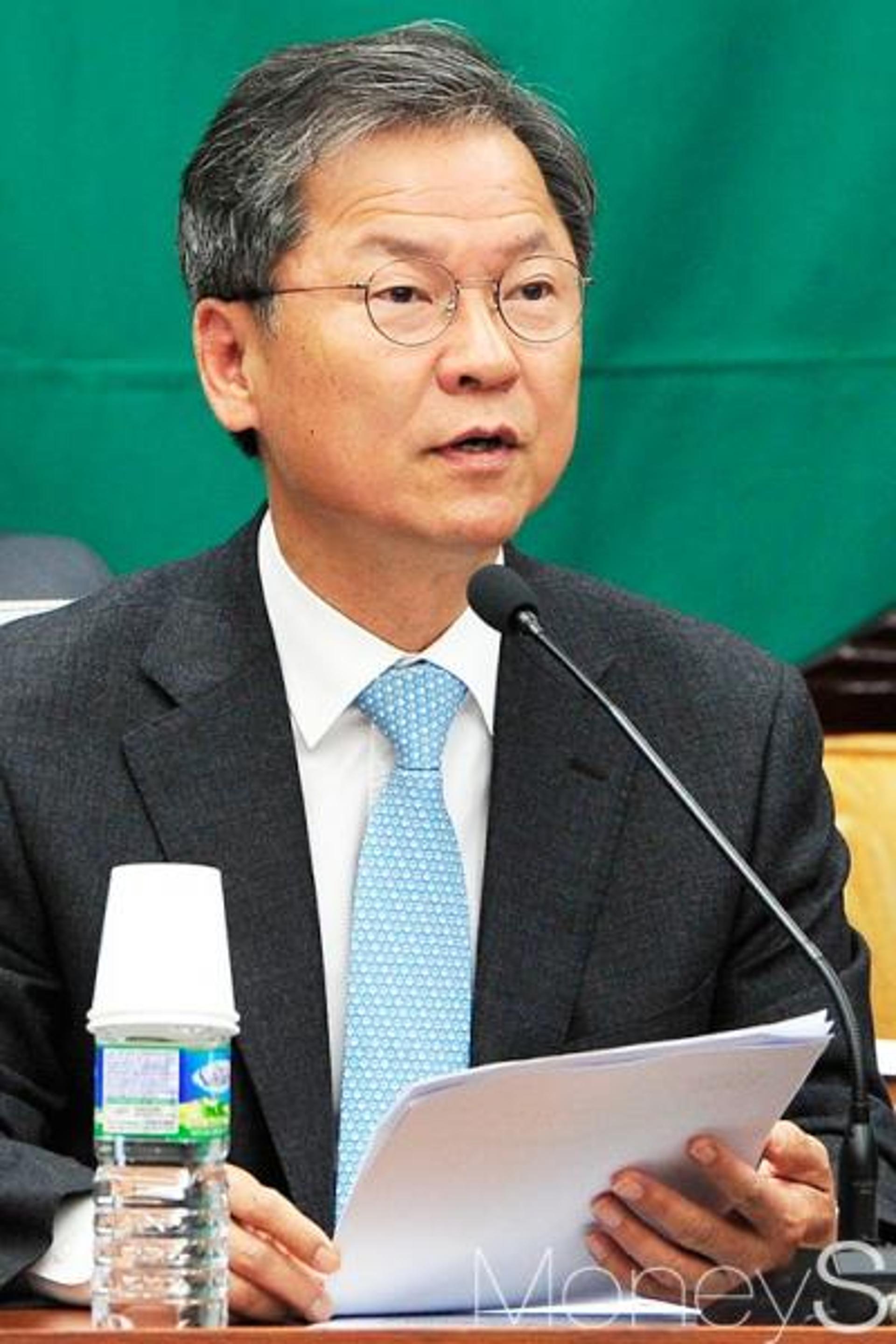 서석구 변호사, 천정배 "피가 거꾸로 솟는 것 느끼지 못하나"