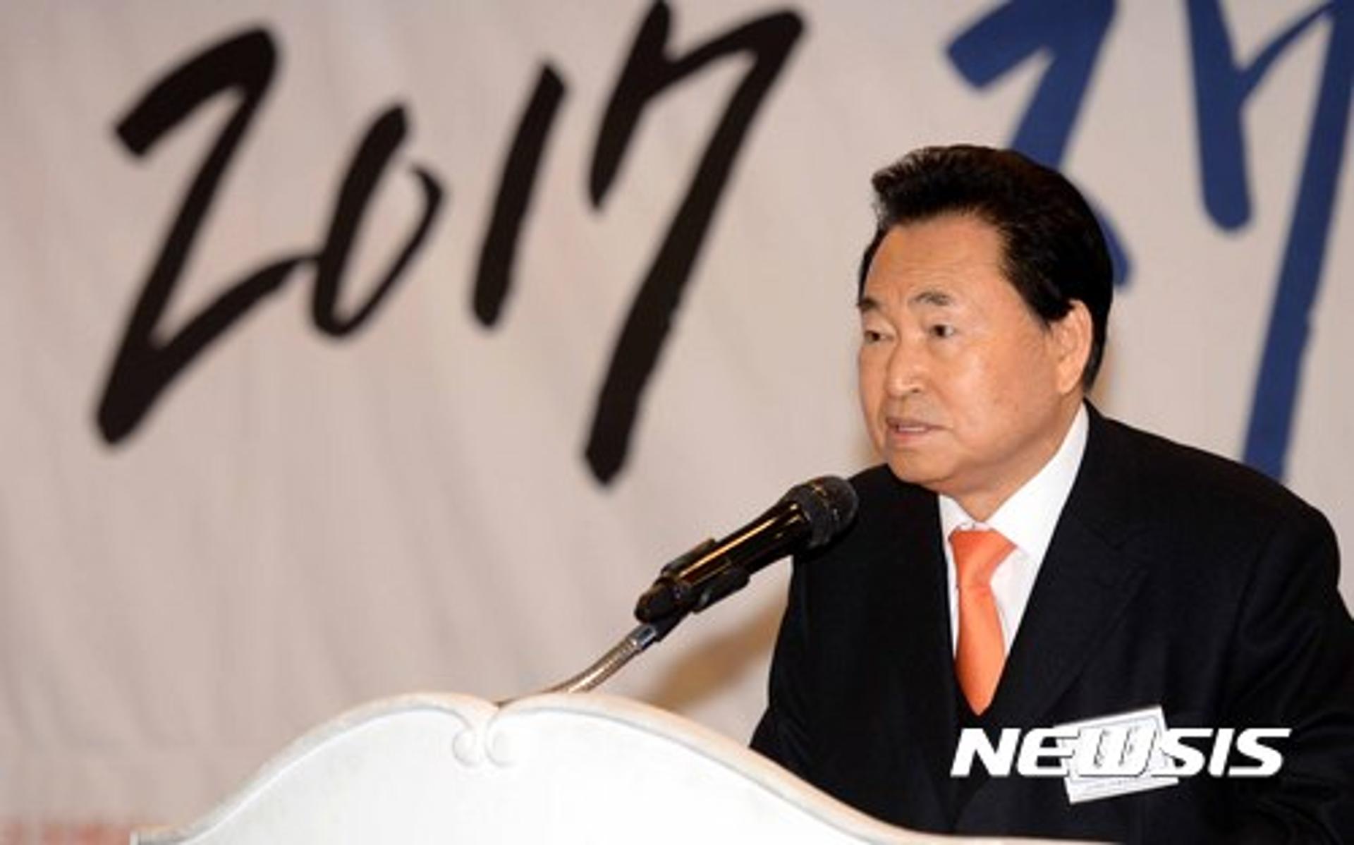 표창원 '65세 정년' 제동, 송현섭은 80세 노인부문 최고위원