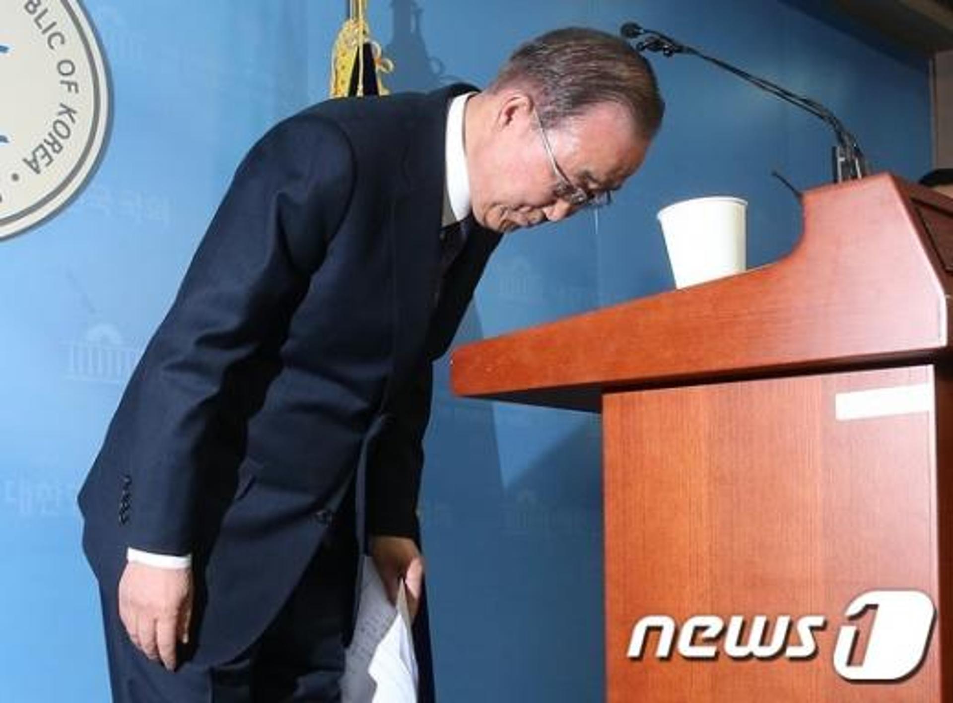 반기문 대선 불출마, 누리꾼 반응 "존경받는 인물로 남아주셔서 감사합니다"