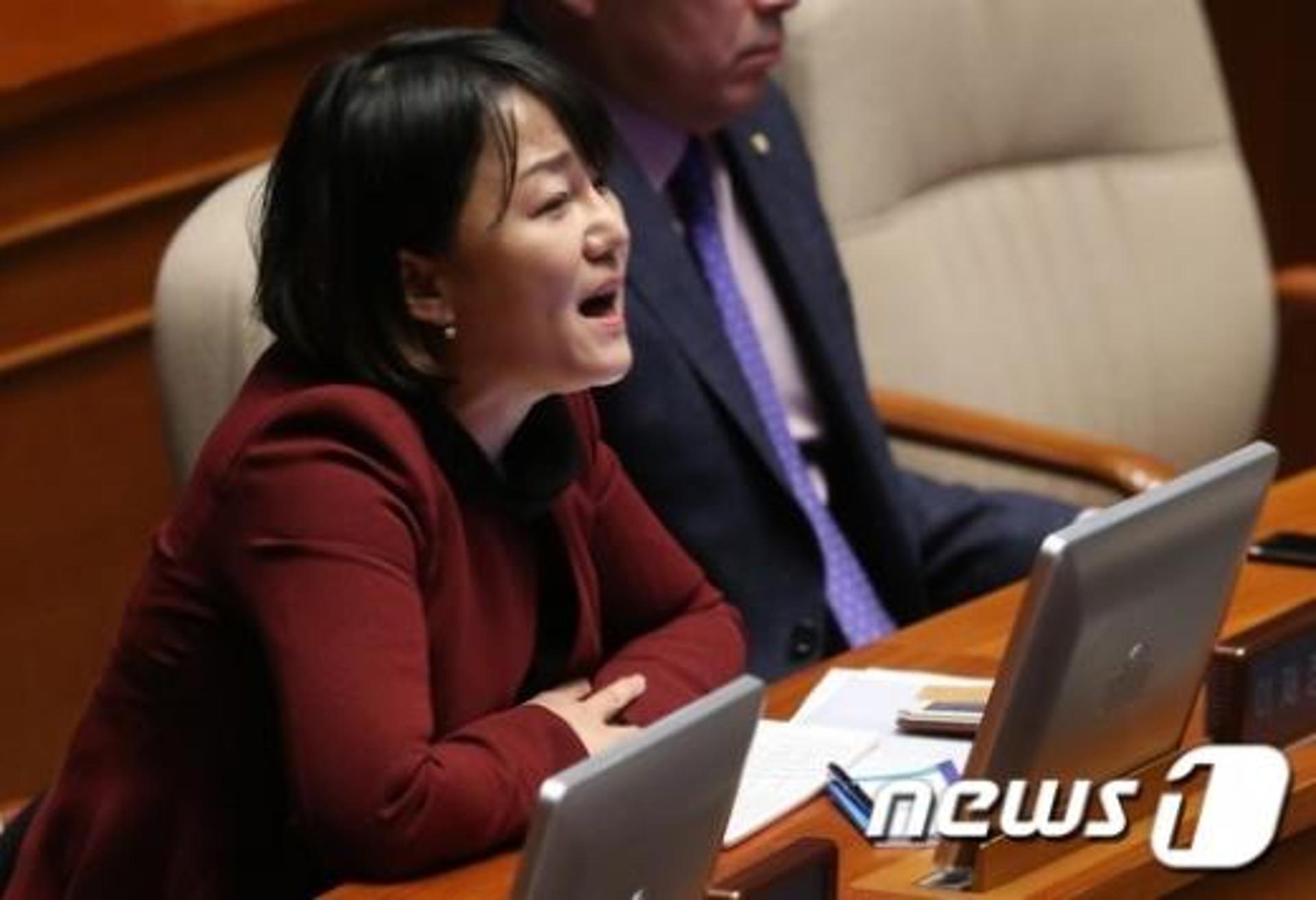 정우택 오늘 교섭단체 연설, 이재정 의원 "송구, 죄송, 사죄 세마디면 족할 이야기"
