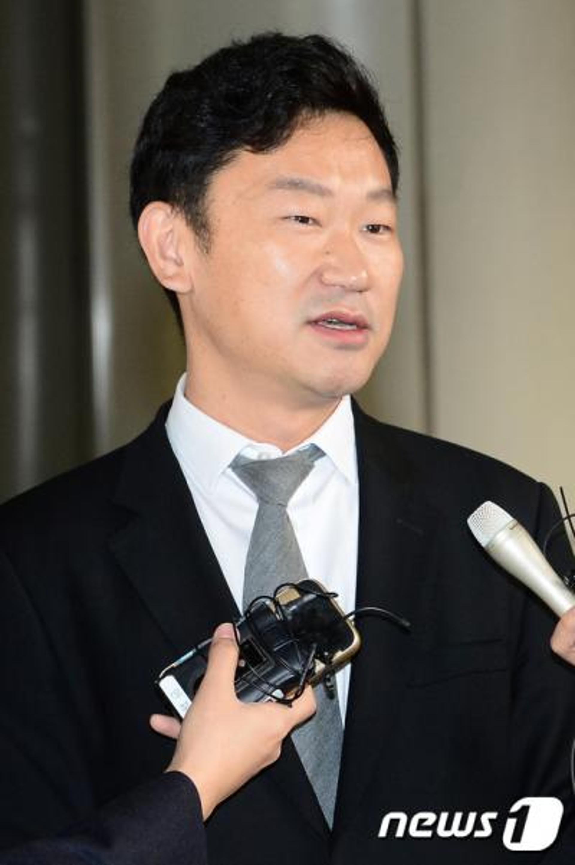노무현 사위, 안희정 저격글 논란… 곽상언 또 올린다고?