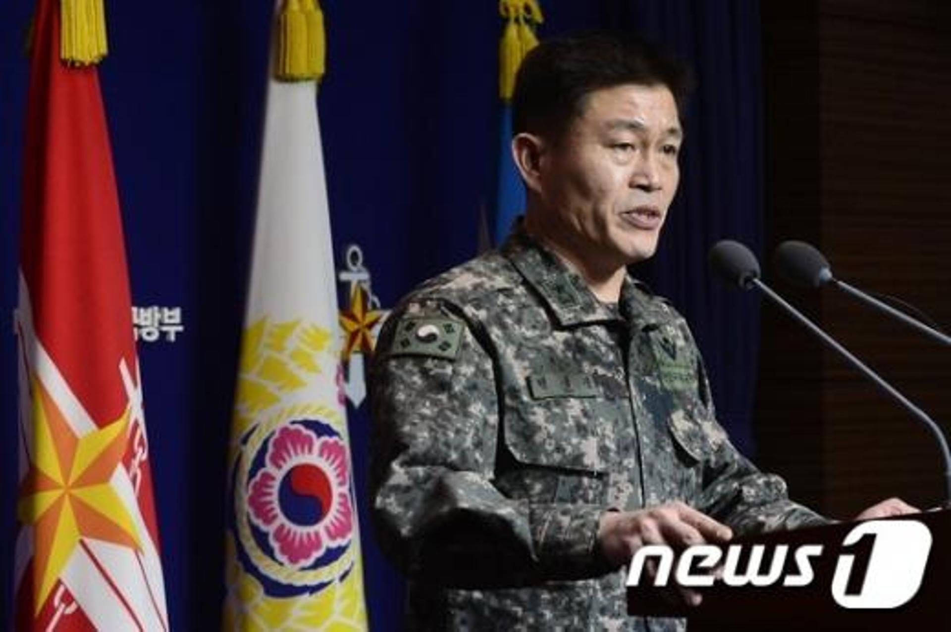 [북한 미사일 발사] 합참 "SLBM 엔진과 동일"(속보)