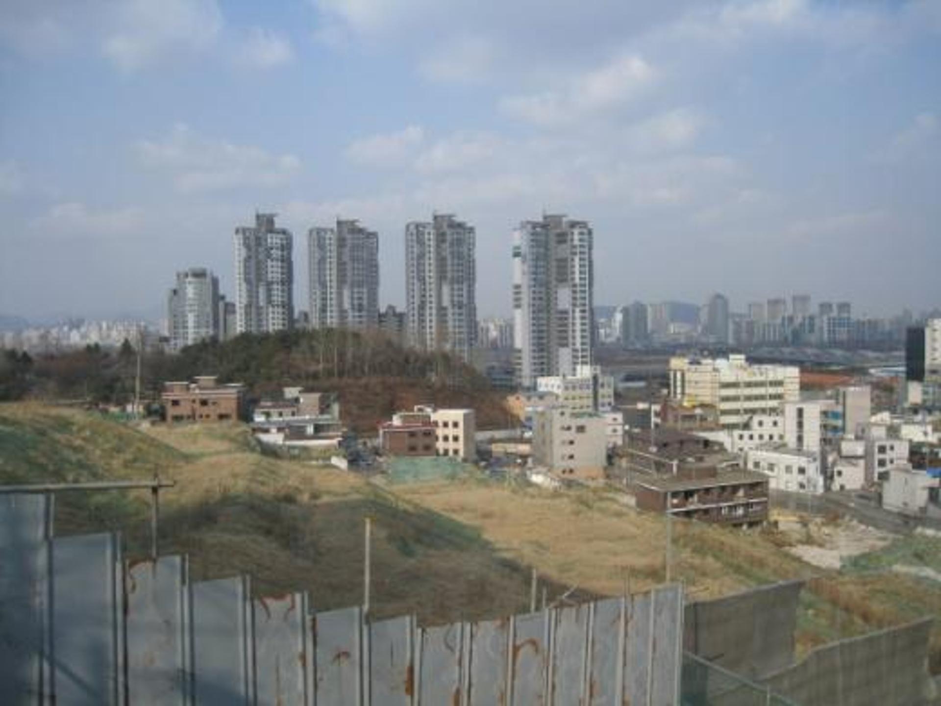 불투명한 지역주택조합원 모집, 신고·공개모집 의무화