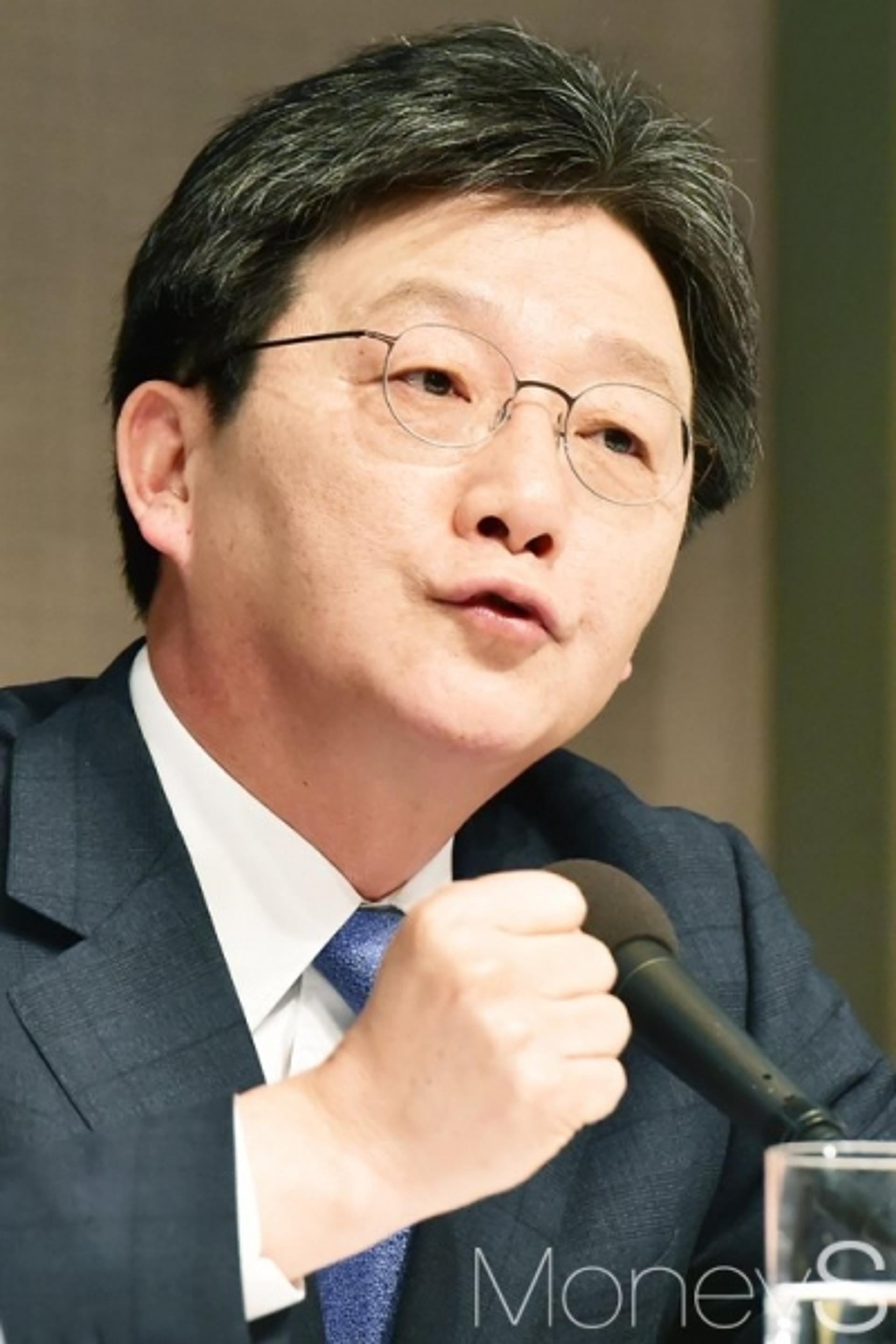 [바른정당 대선후보 유승민 확정] "남경필과 바른 정치의 길 함께 가겠다"(속보)