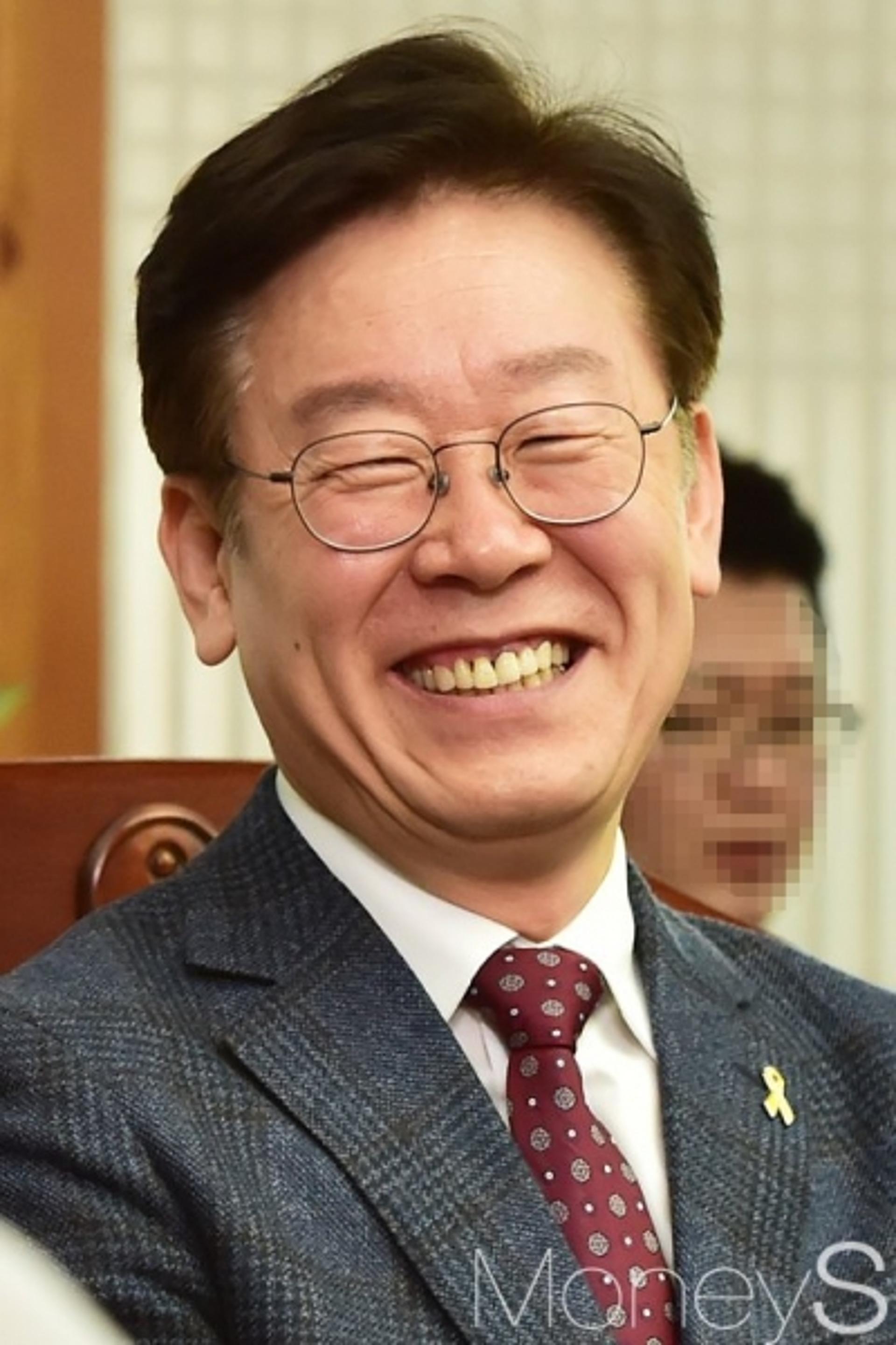 민주당 수도권 경선, 이재명 "정치는 꿈 실현하는 수단… 최고의 개혁대통령 될 것"