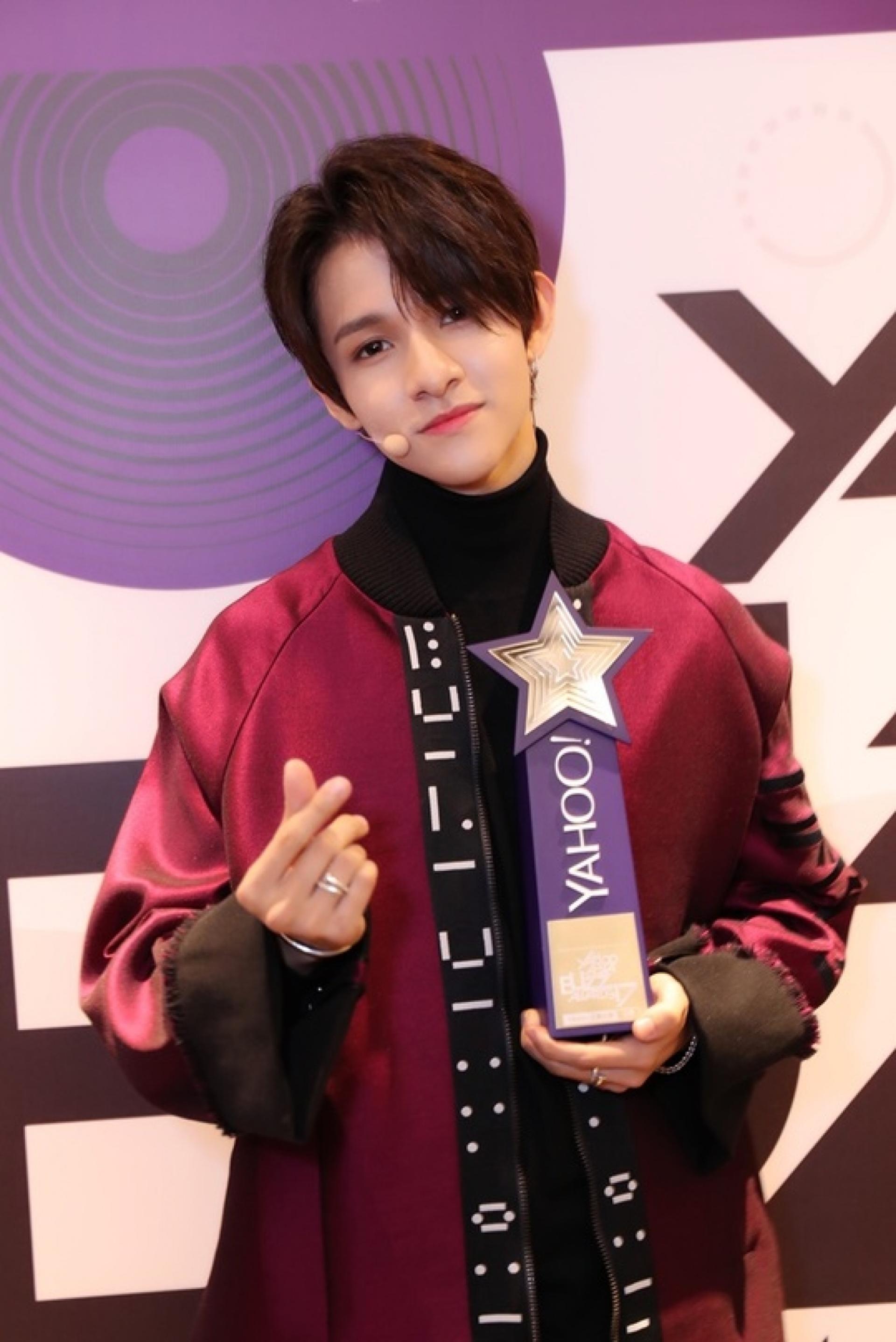 사무엘 수상, '야후 아시아 버즈 어워즈' 신인상 쾌거