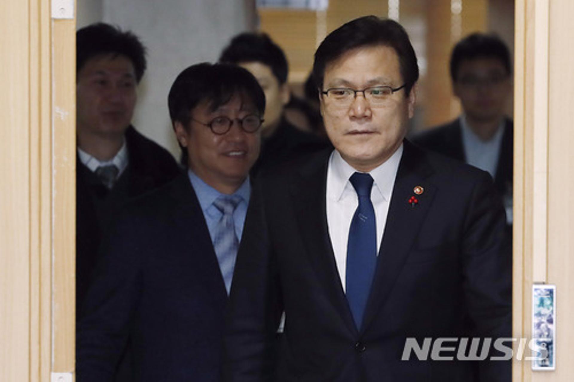 최종구 금융위원장 "LTV 높은 주담대, 자본규제 강화할 것"