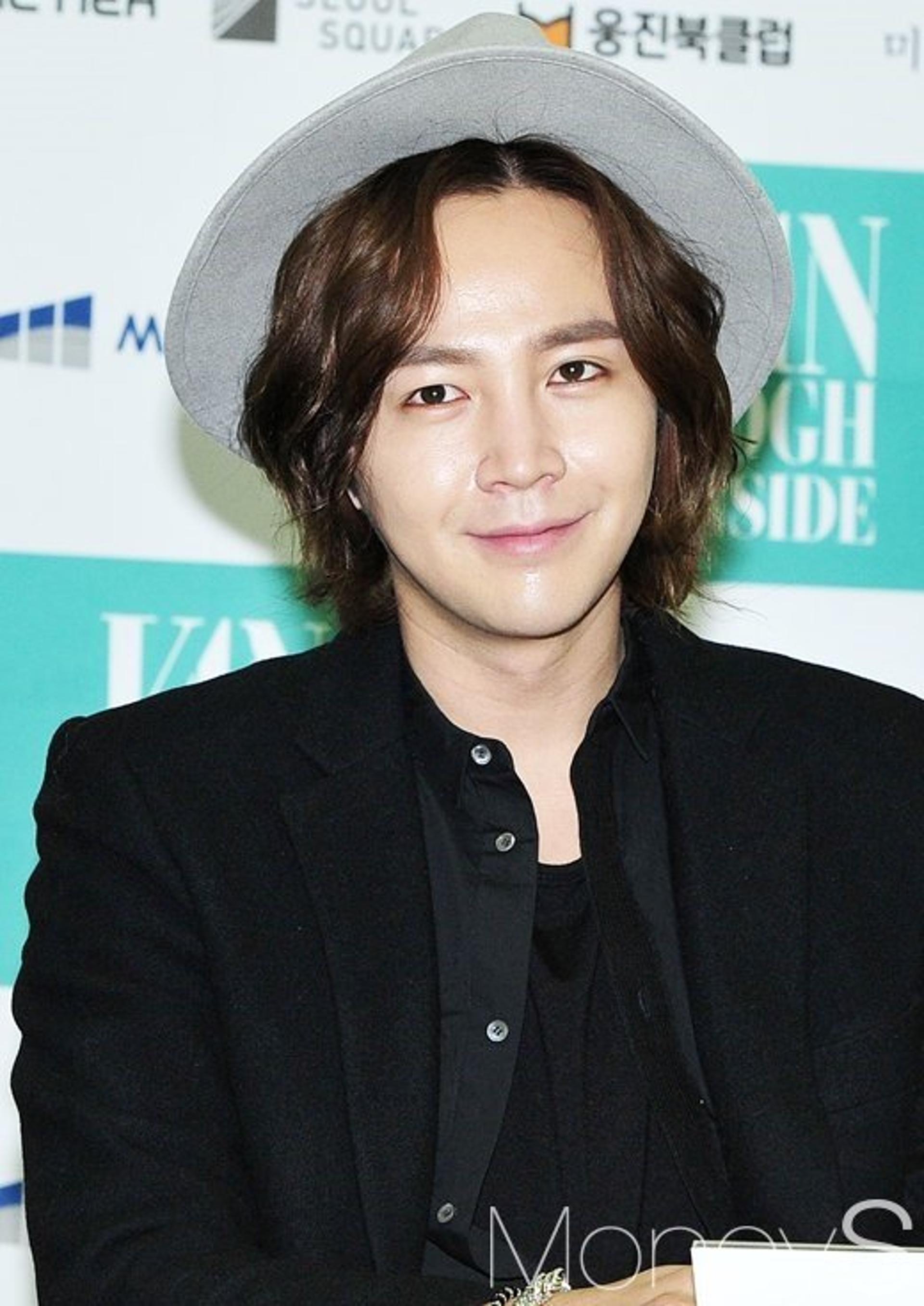 '스위치' 장근석, 머리 자르고 심기일전… "1인2역 도전, 기대해달라"