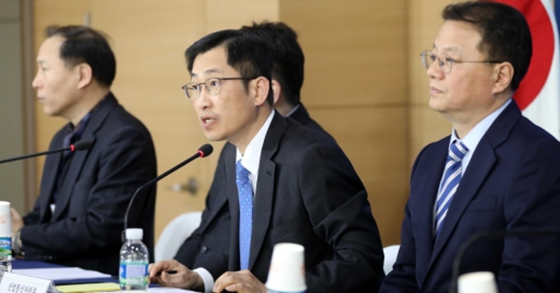 조선업 구조조정 통영·군산에 2400억원 지원