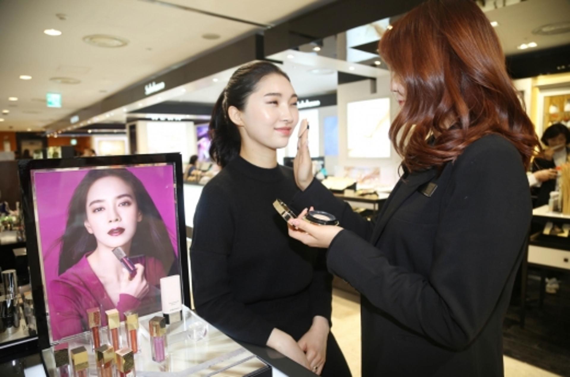 광주신세계, 새내기 대학생 뷰티 메이크업 제안
