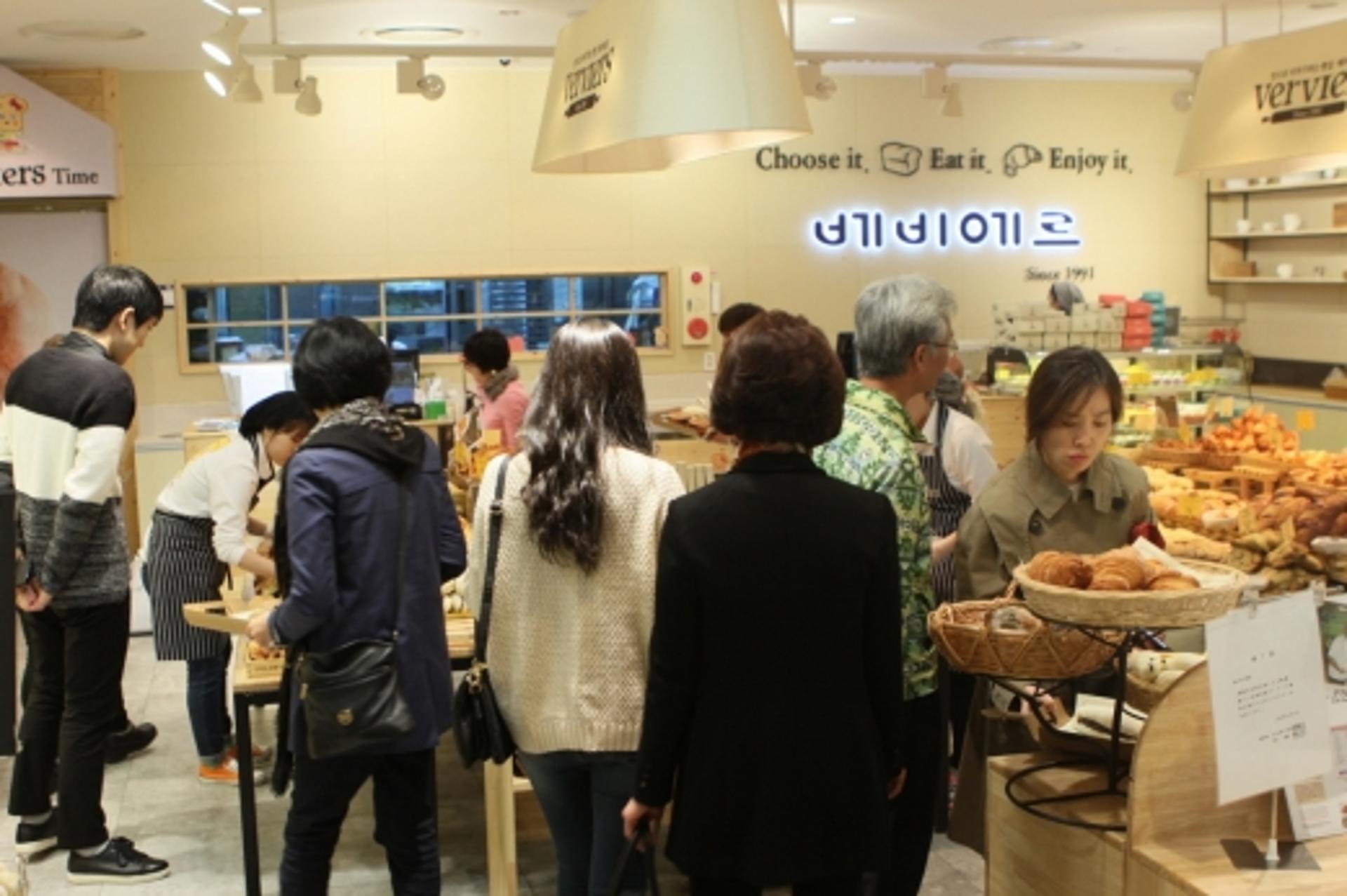 롯데백화점광주점, 지역 상생 맛집촌 일등공신은 '빵집'