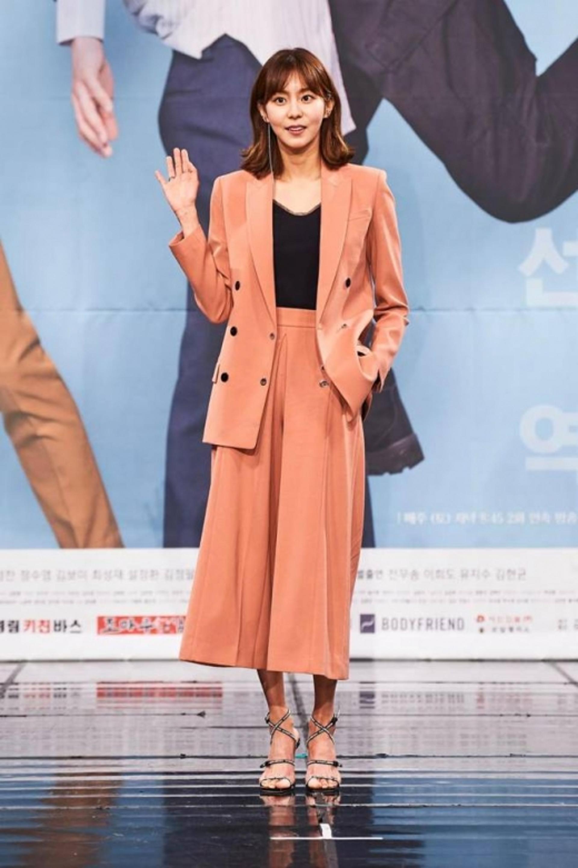 유이 사칭 SNS, "개인 계정 없어, 팬들 피해 없길"