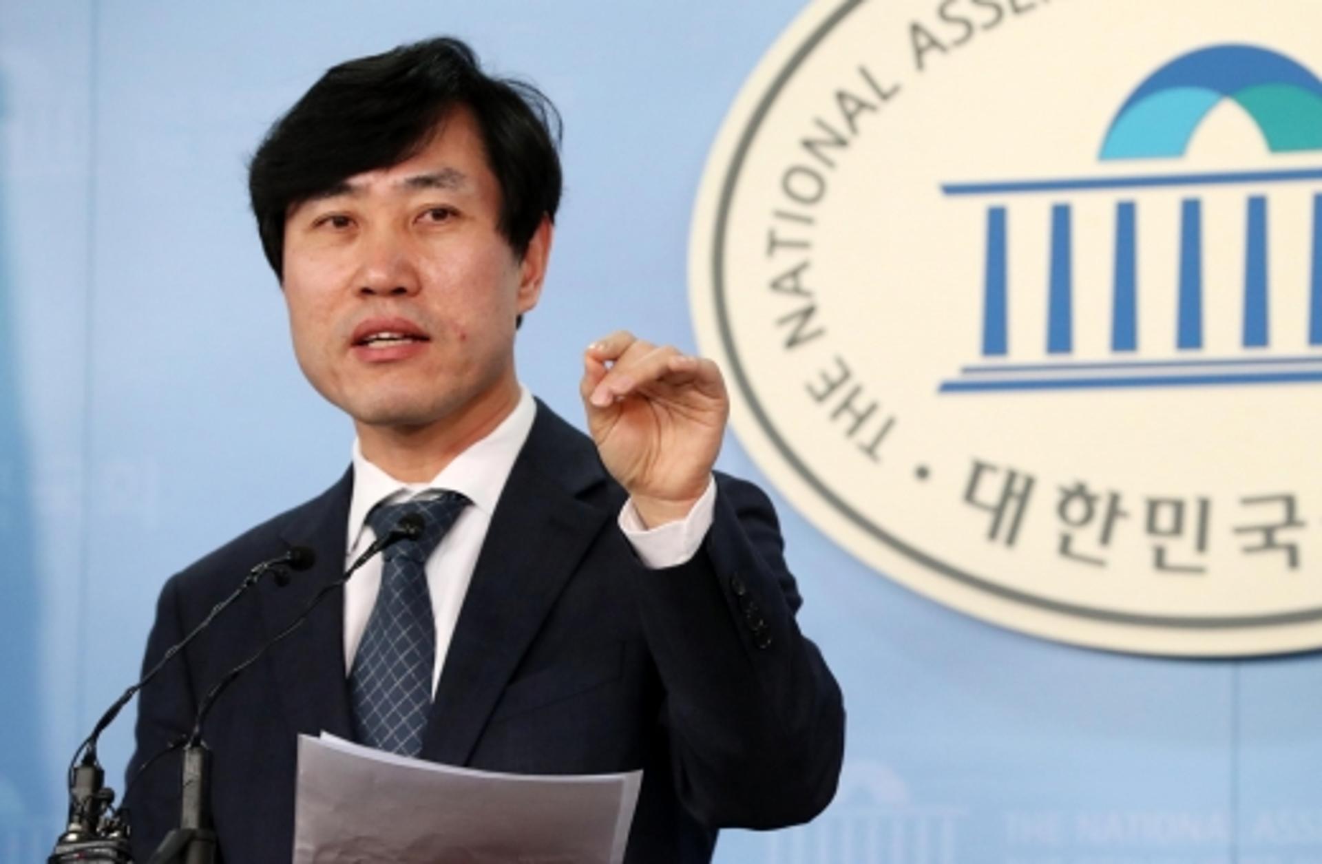 하태경, 홍준표에 “자유한국당 해체해야” 일침
