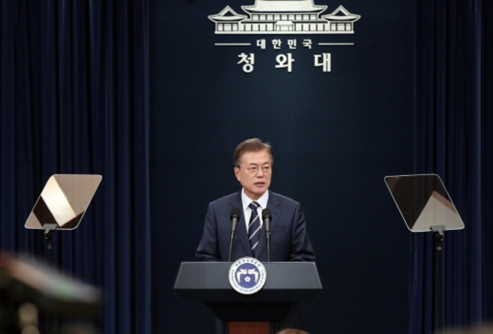 문 대통령 "남북미 정상회담서 종전선언 추진"...북미간 CVID 의지 확인?