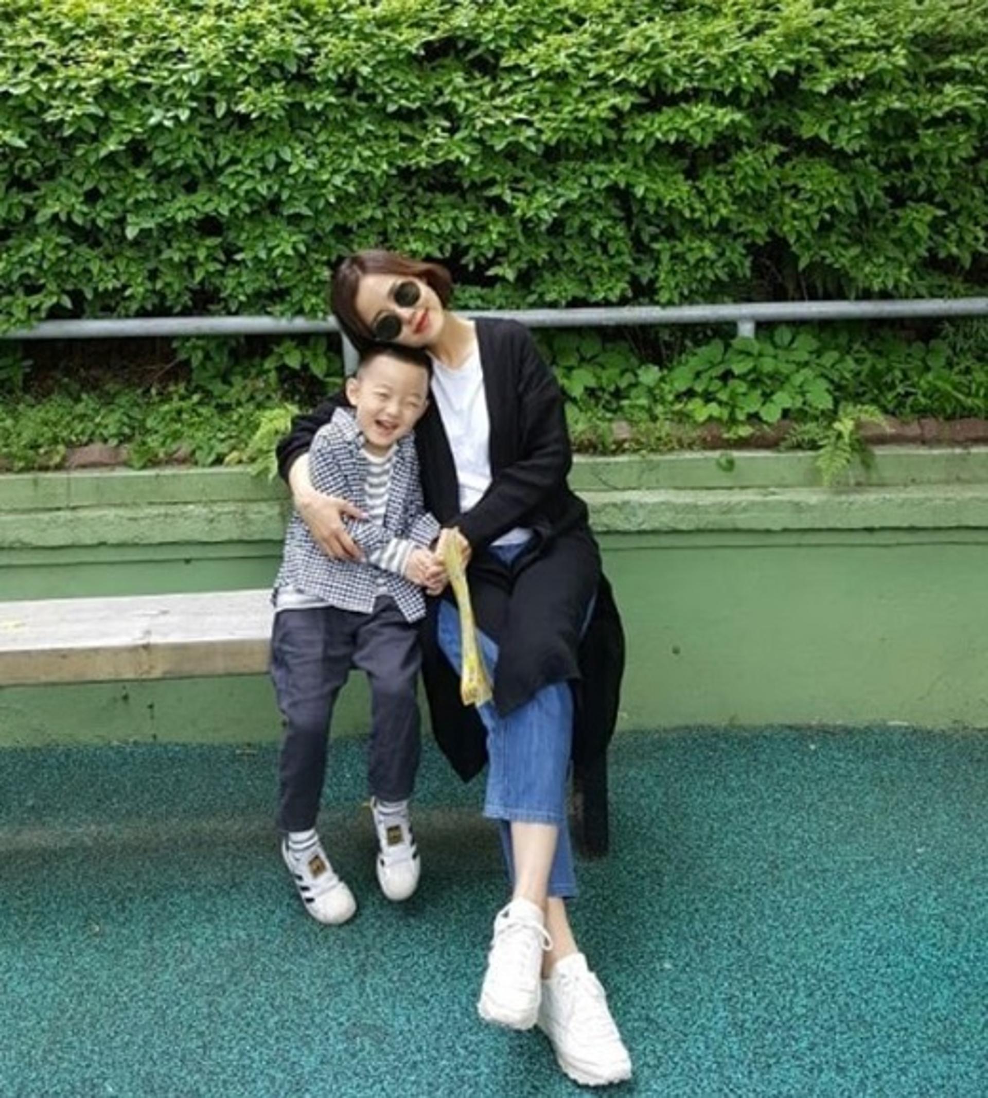 이하정 아들, 정준호 똑닮은 귀요미 공개… "많이 컸다"