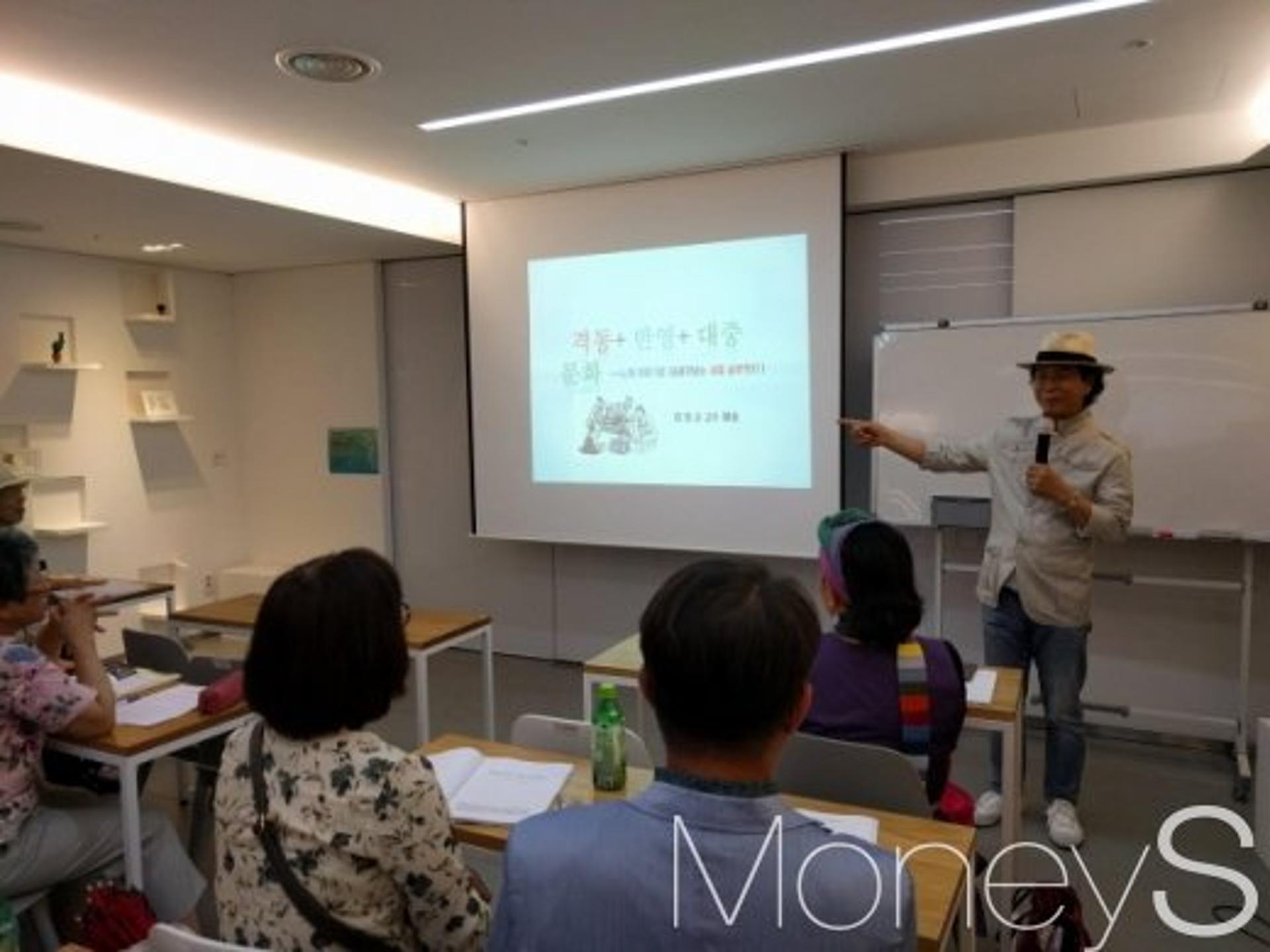 유행가 가락에 담겨 흐르는 ‘서울미래유산과 민족의 삶’