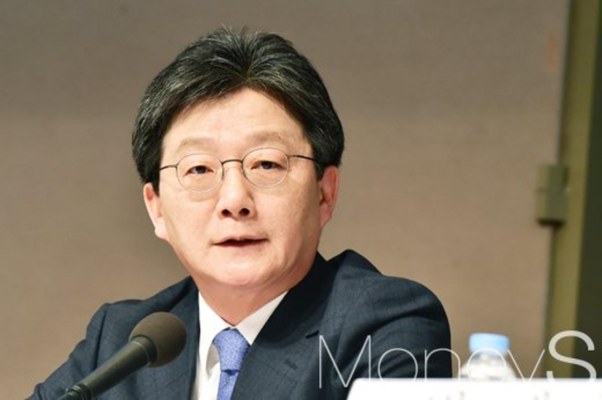 유승민 "한미연합훈련 중단? 트럼프, 혈맹이 겨우 이런 것?"