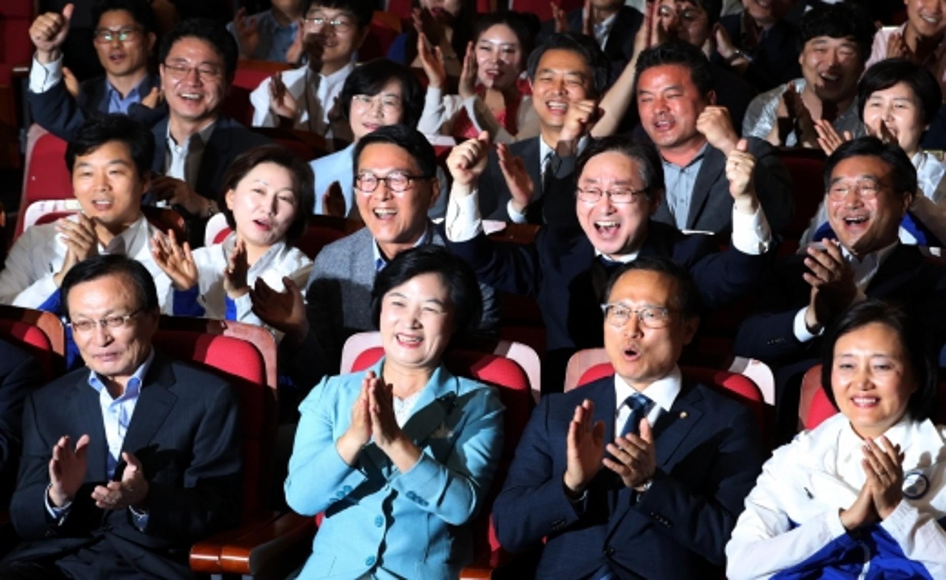 '민주당 압승' 지상파 출구조사, 결과도 일치할까