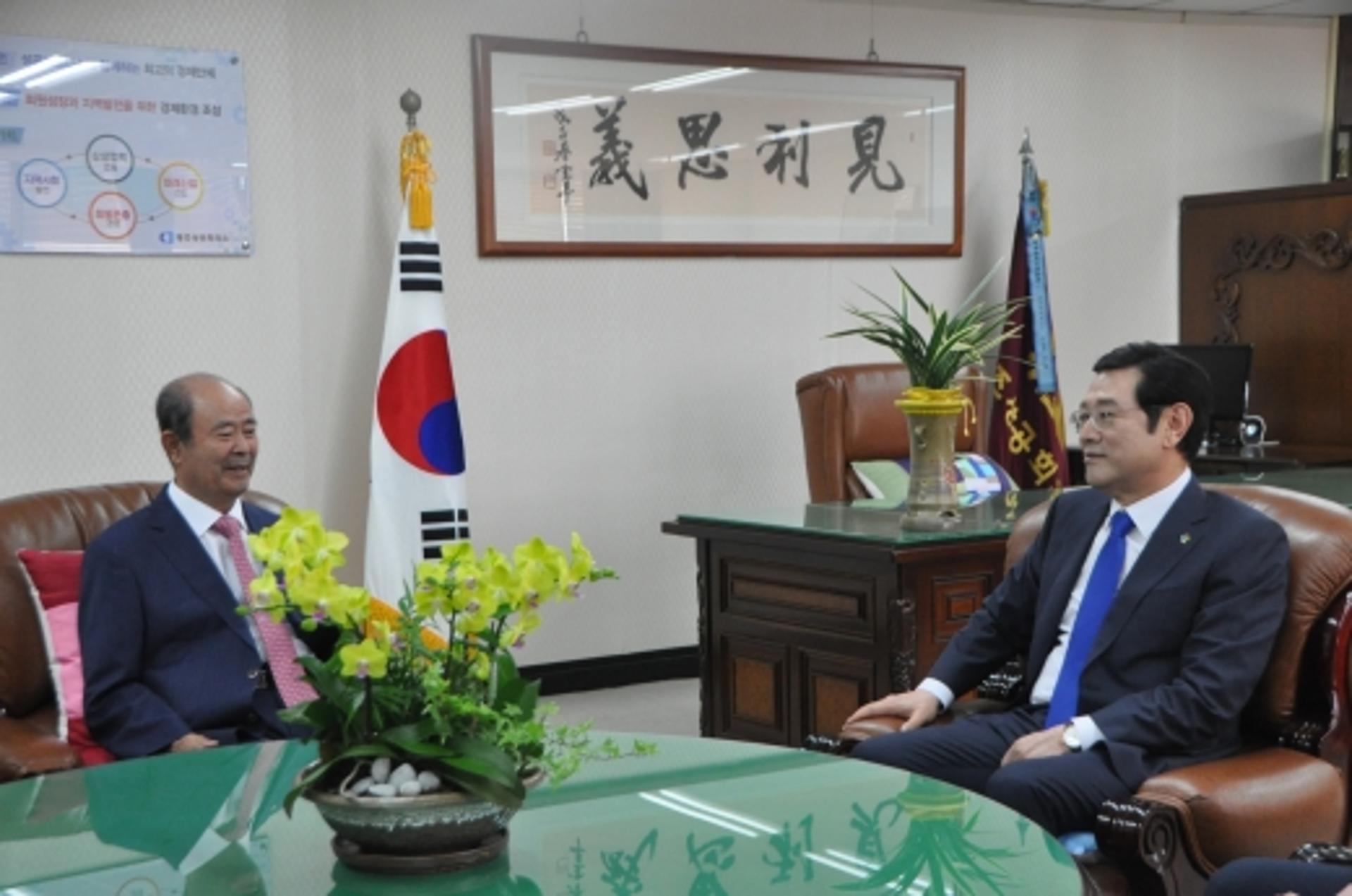 광주 경제계, 이용섭 당선인에 '지역경제 활성화' 주문