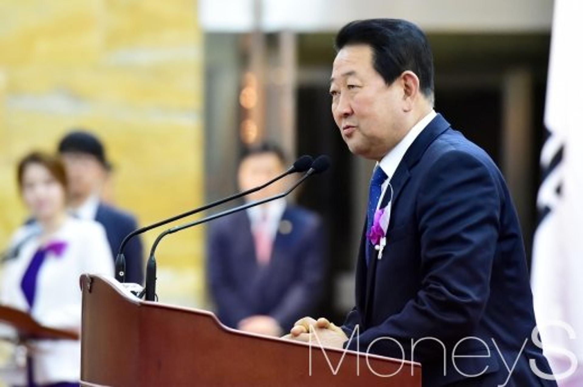 '한국당' 이어 바른미래당, 지도부 총사퇴… 김동철 비대위 체제