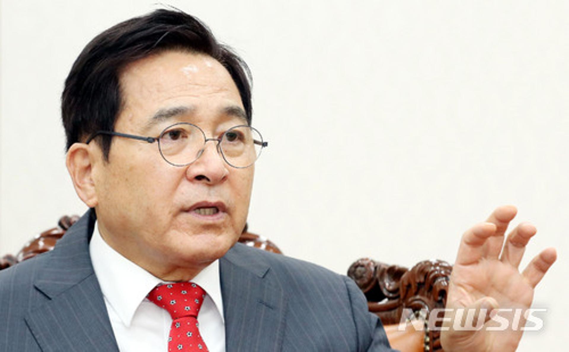 한국당 중앙당 해체, 심재철 "김성태 엉뚱한 처방… 한숨만"