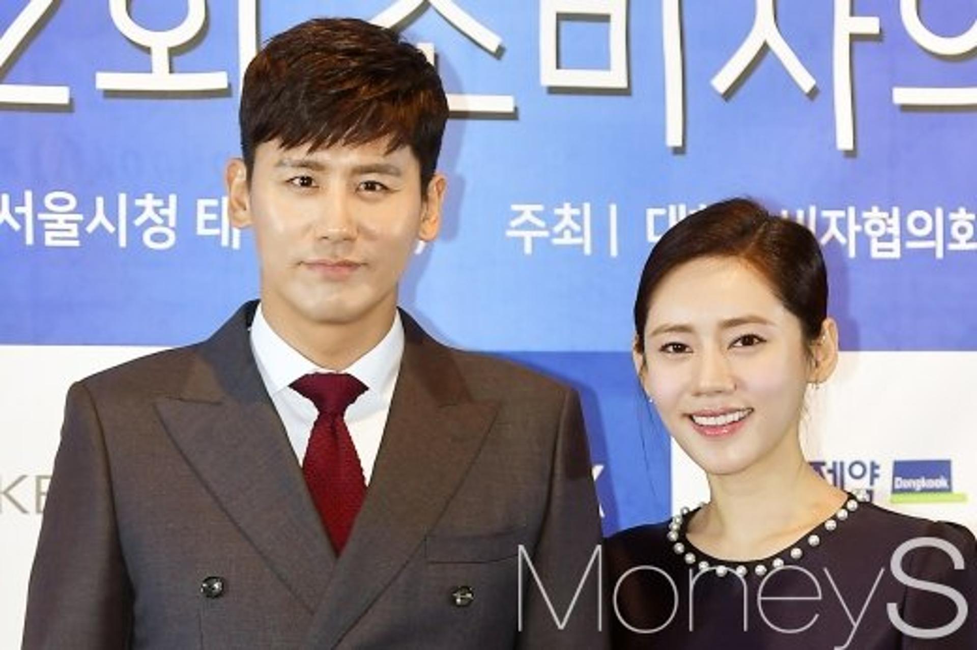 우효광♥추자현 근황, 음식점 데이트 포착… "건강 이상 없다"