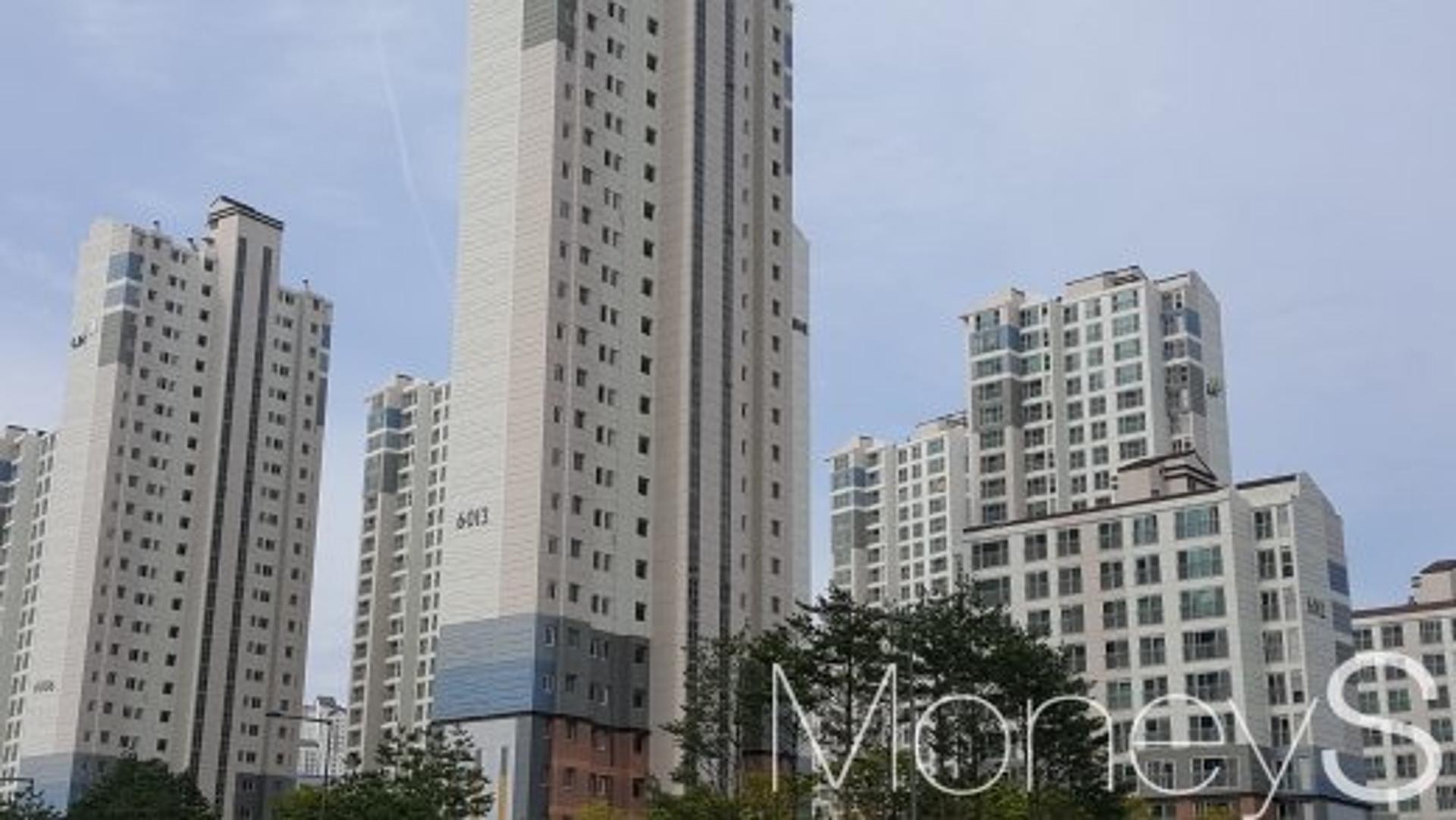 원스톱라이프 누려라… 행정타운 인근 단지 주목