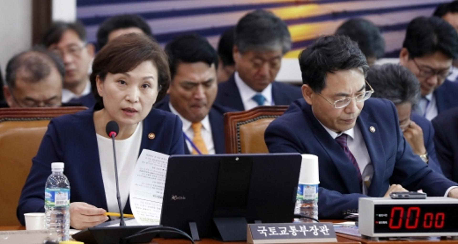 김현미 장관 “신안산선, 이변 없으면 내년 말 착공”
