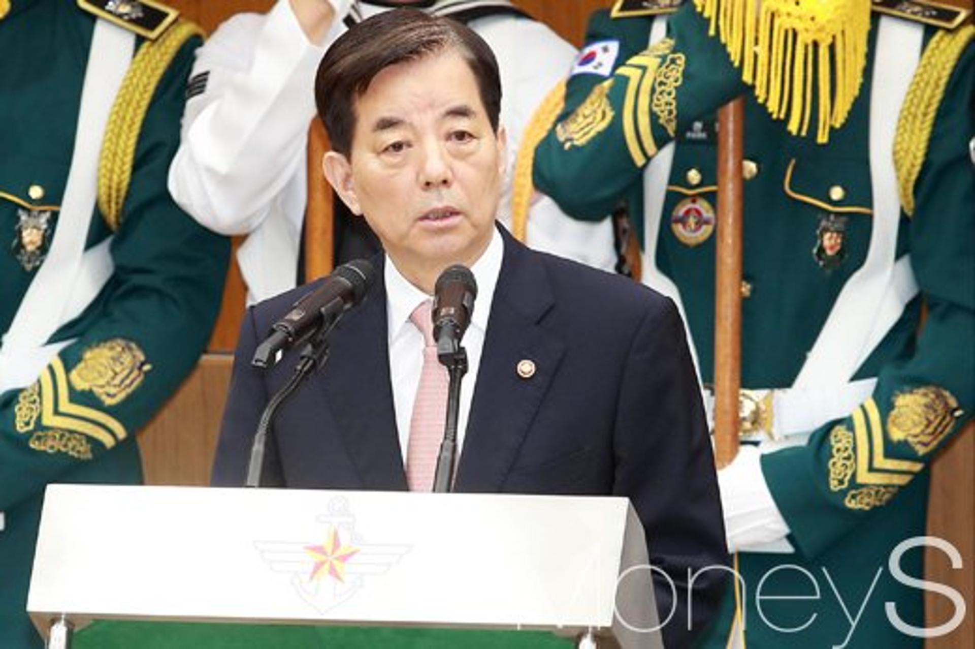 기무사 장성들 "한민구 전 장관 지시로 계엄 문건 작성"