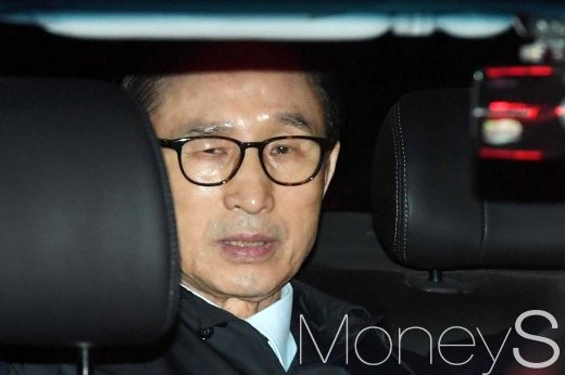 이명박 서울대병원 입원, 당뇨 등 건강악화… "제대로 걷지도 못해"