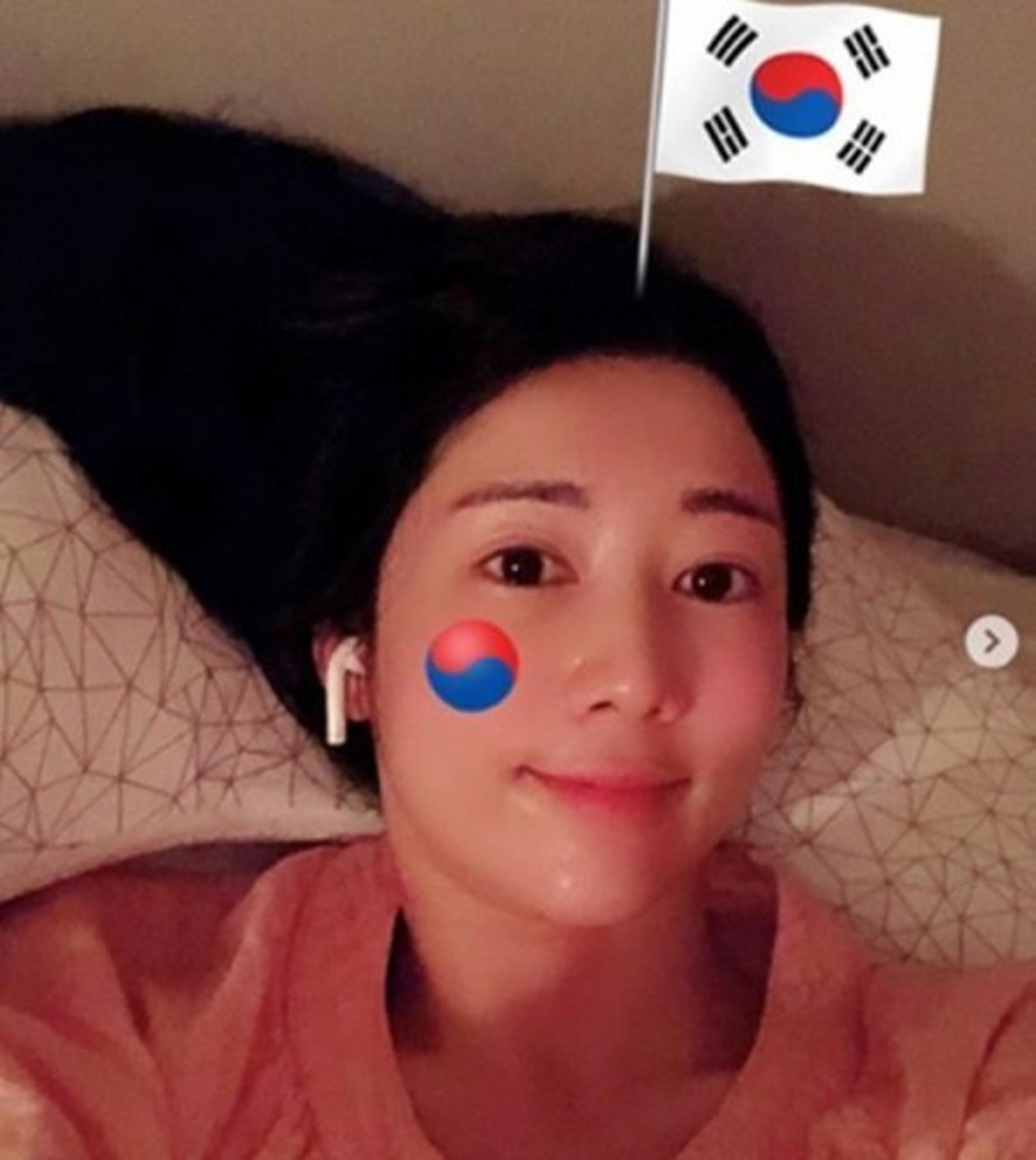 사유리, 태극기 인증샷 올렸다 삭제한 이유는?