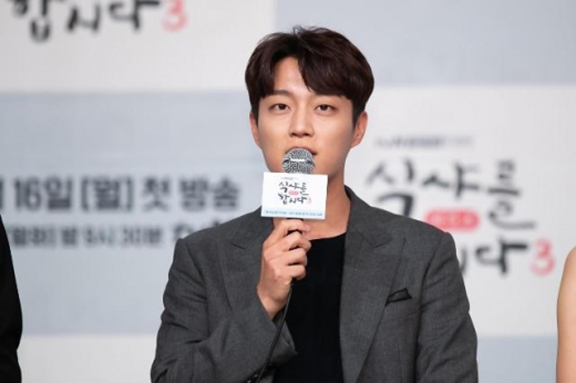 윤두준 입대 "팬·드라마 관계자분들 죄송"… '식샤3' 결국 조기종영
