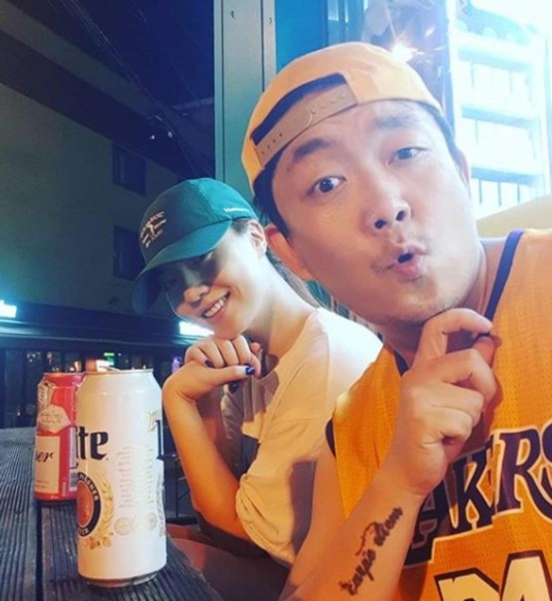 [공식입장] 류화영 사진유출, "엘제이와 열애 아냐, 친한 동료"