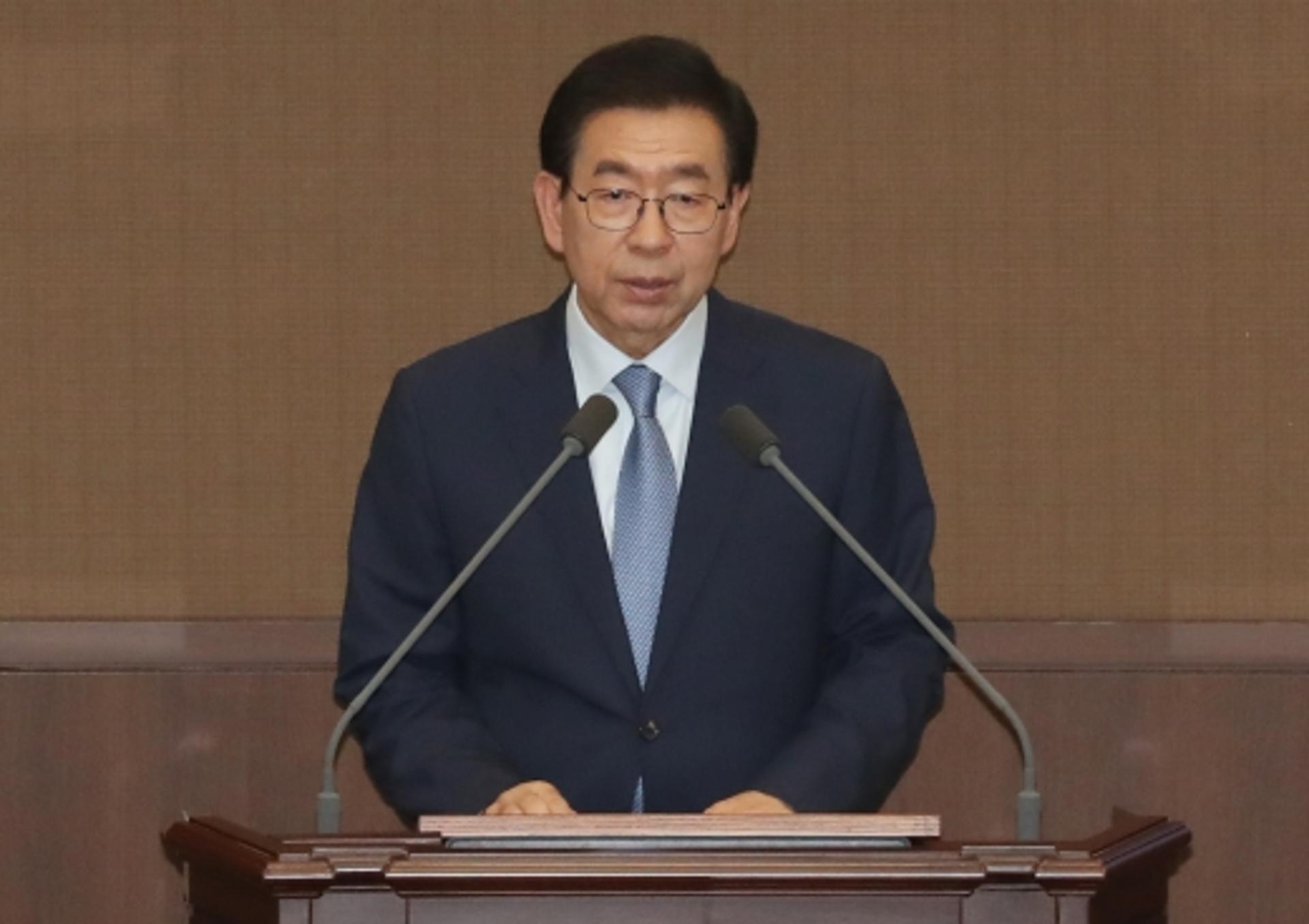 박원순 “용산·여의도 마스터플랜, 주택시장 안정 때까지 보류”