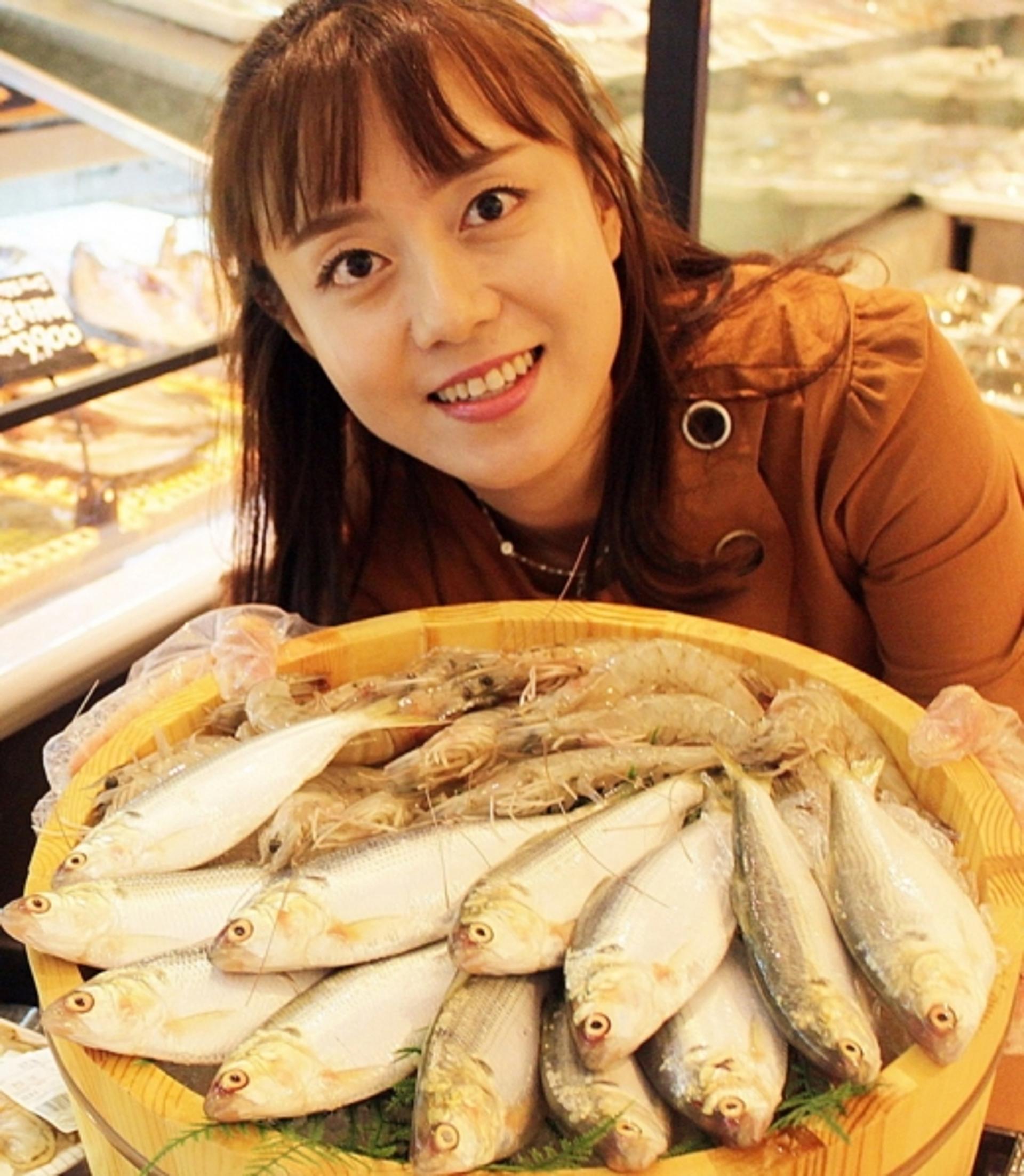 광주신세계 "가을 별미 생물 전어·새우 맛보세요"