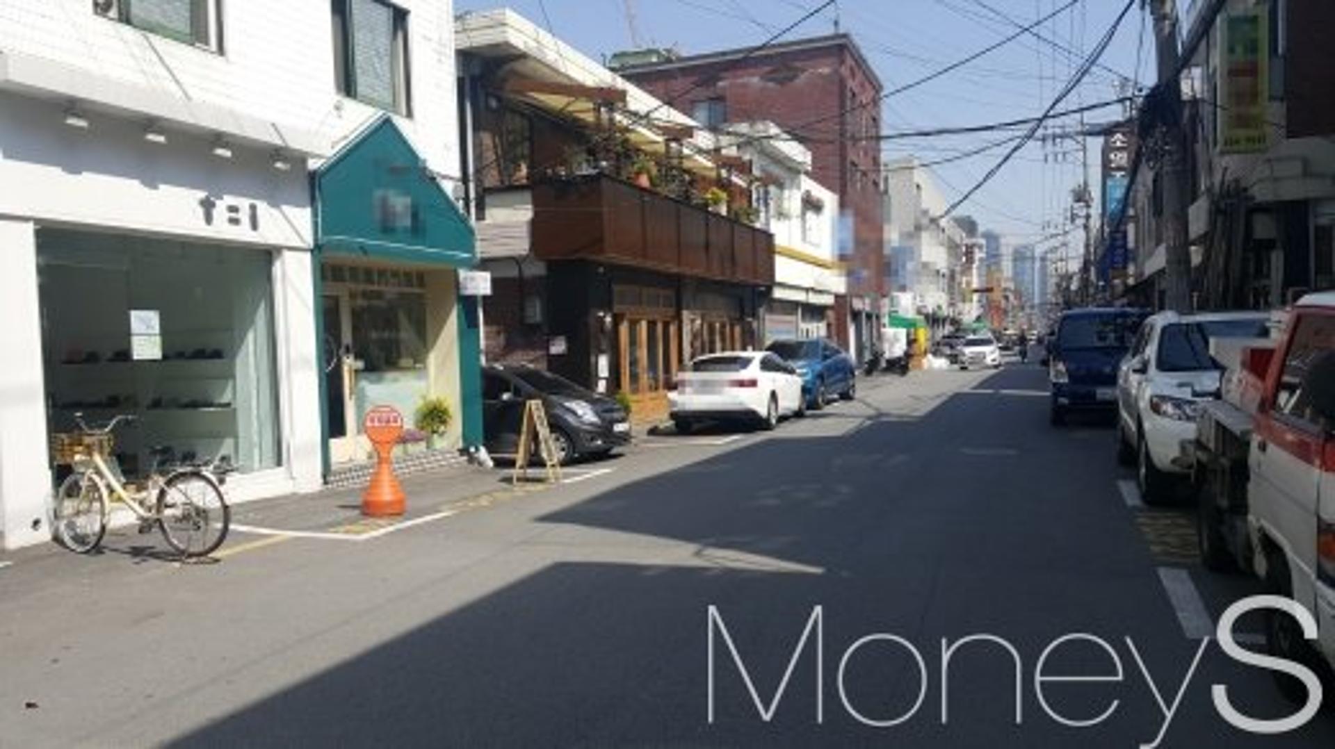 규제에도 뜨거운 주택경매… '성수동 재개발지' 응찰 신기록