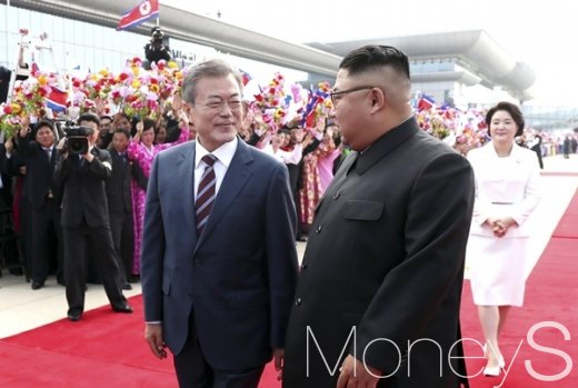 [남북정상회담] 평양공동선언, "금강산 이산가족 상설면회소 개소할 것"