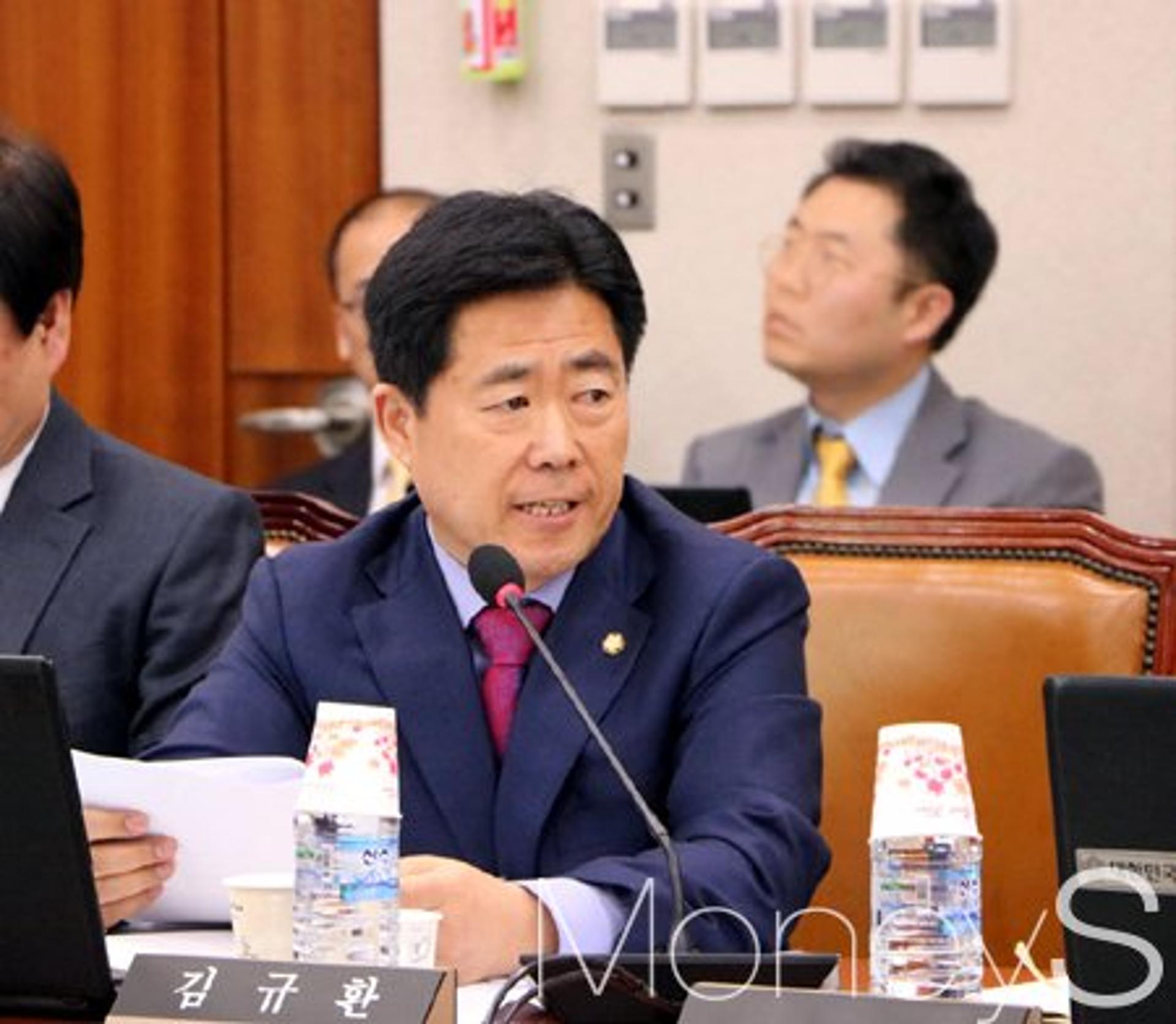 손톱깎이·참기름·쿨토시… 한수원, '방재훈련비 3000만원 사용내역' 논란