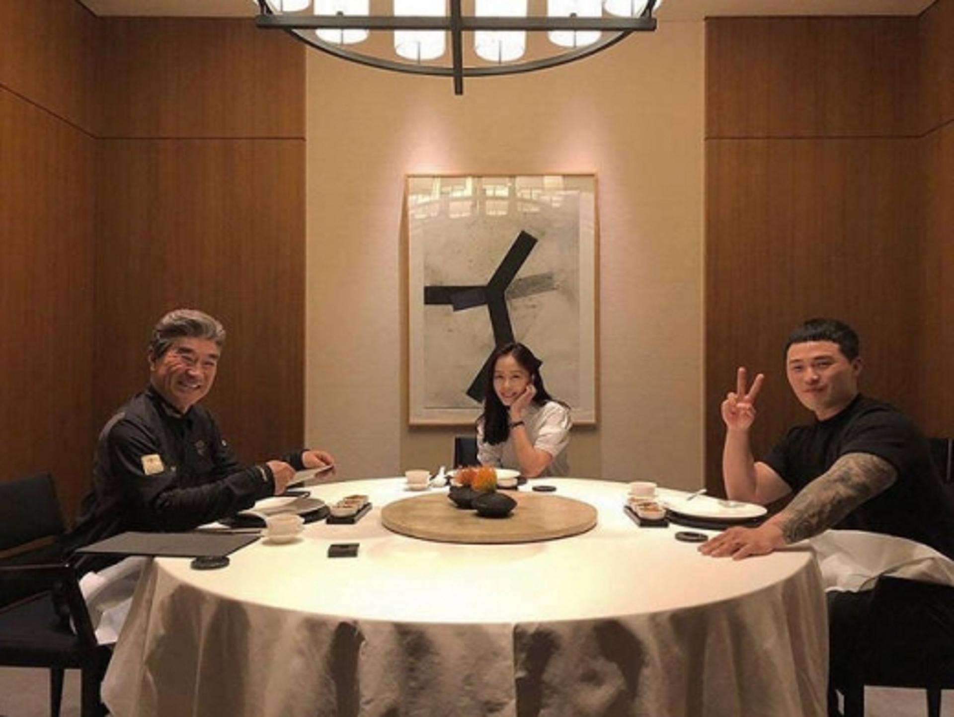 마이크로닷♥홍수현, 이덕화와 식사… "예비부부 느낌 물씬"