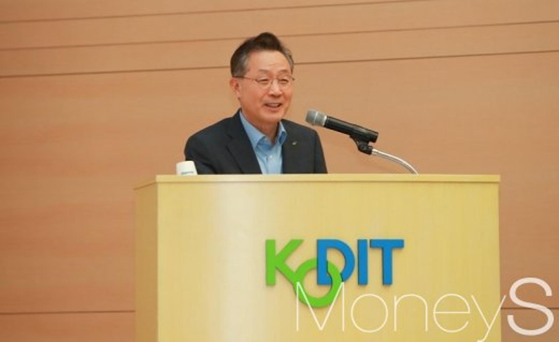 윤대희 신보 이사장 "취임 100일, 혁신 스타트업 유니콘기업으로 육성"