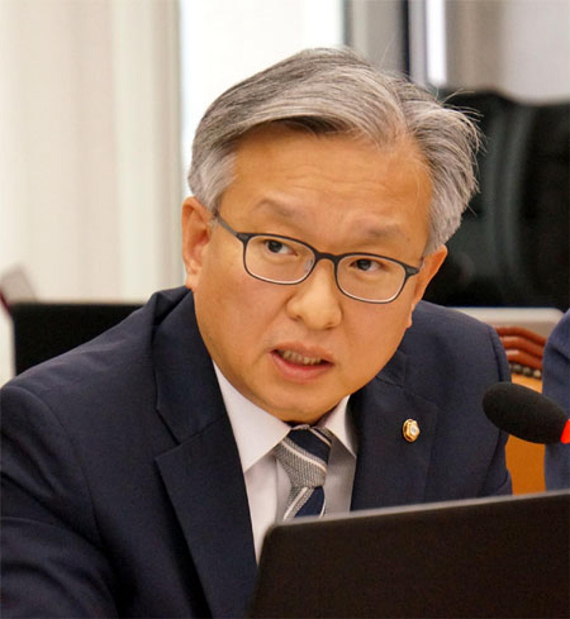 "방사선량 낮은 방폐물, 고비용 들여 처분… 제도적 개선해야"