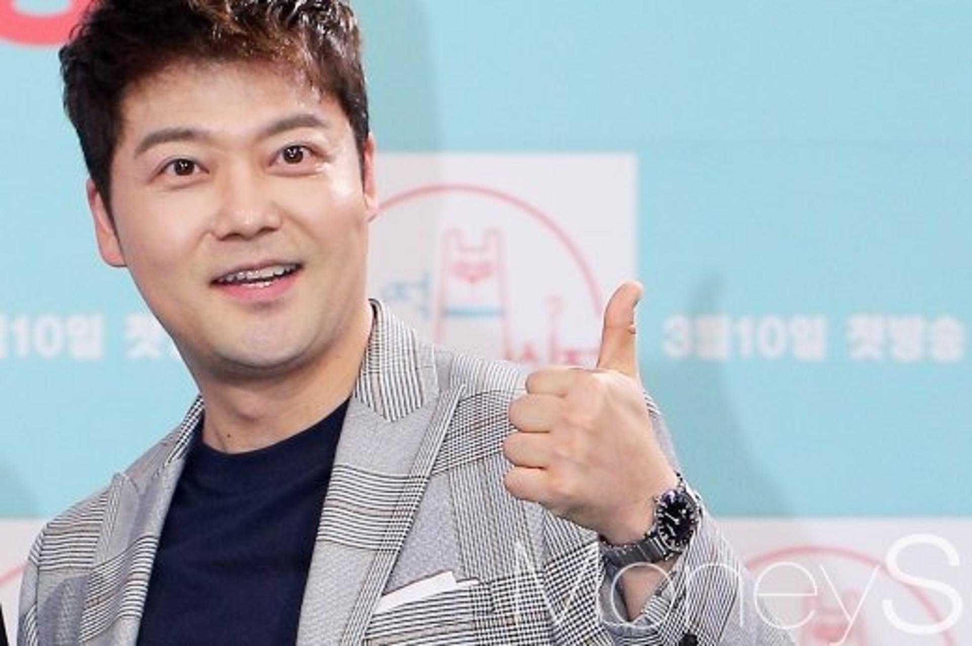 전현무 '2018mga' MC 확정… "스페셜 퍼포먼스 기대"