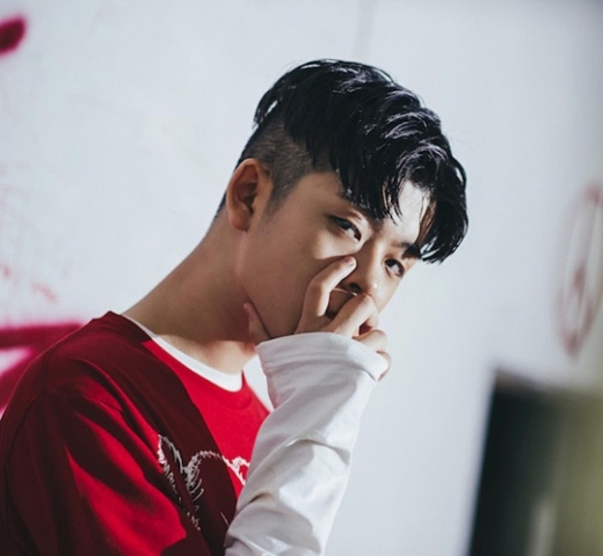 그리 결별, 3년 열애 마침표… "연상 여친과 최근 헤어져"