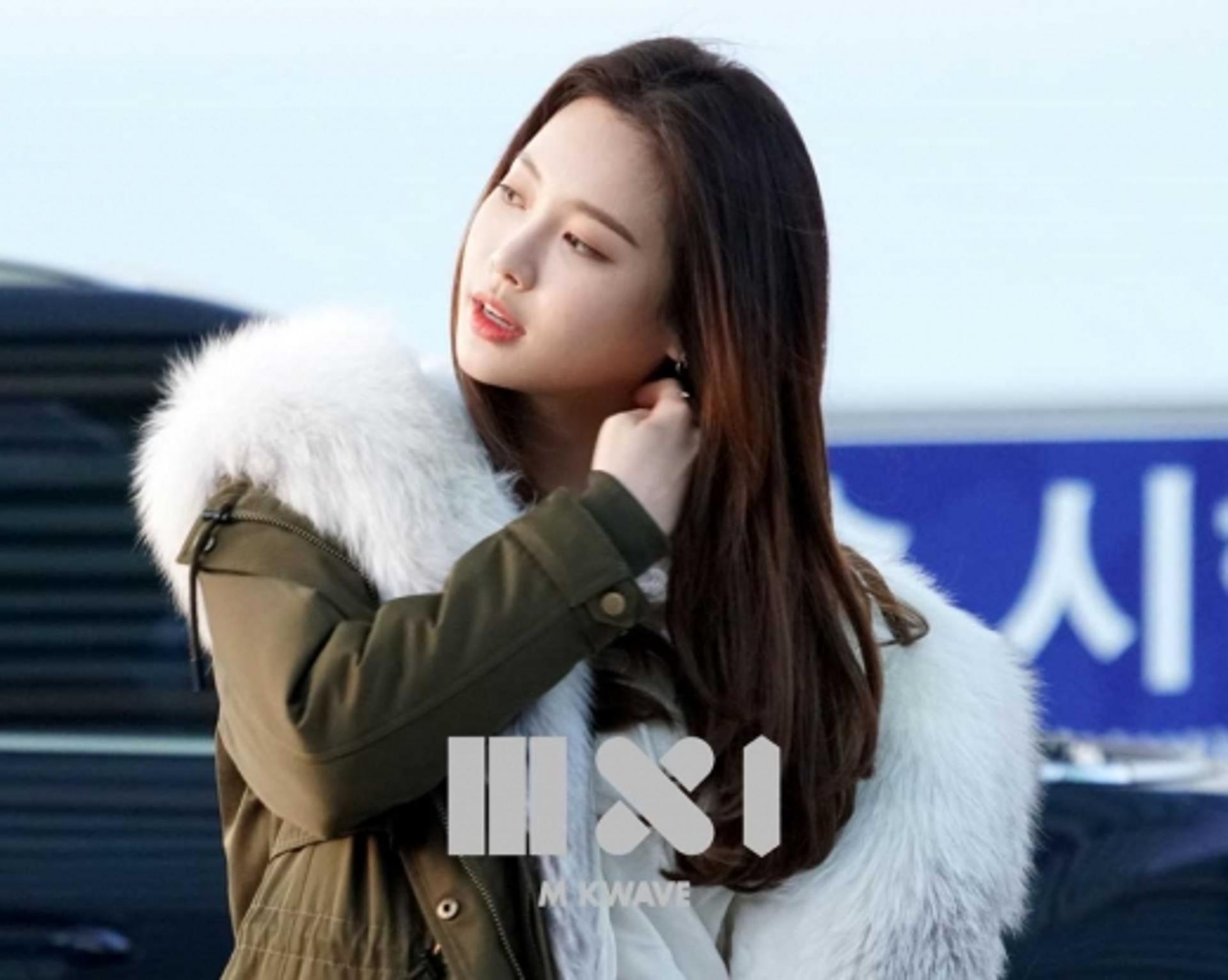 [★공항패션] 걸스데이 유라, 털코트 하나로 '분위기 있게'