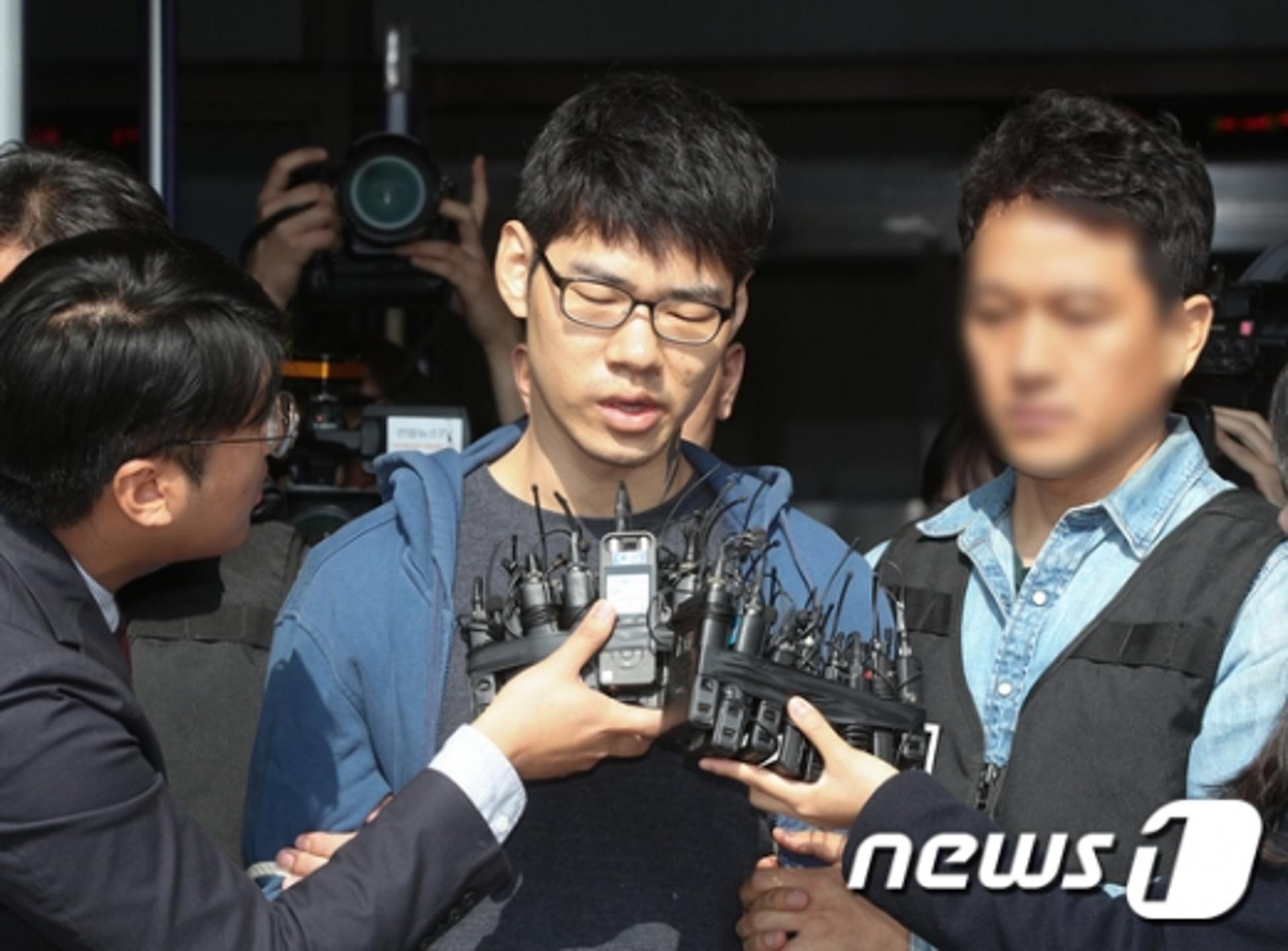 '강서 PC방 살인' 피의자 김성수 얼굴 공개 "동생 공범 아니다"