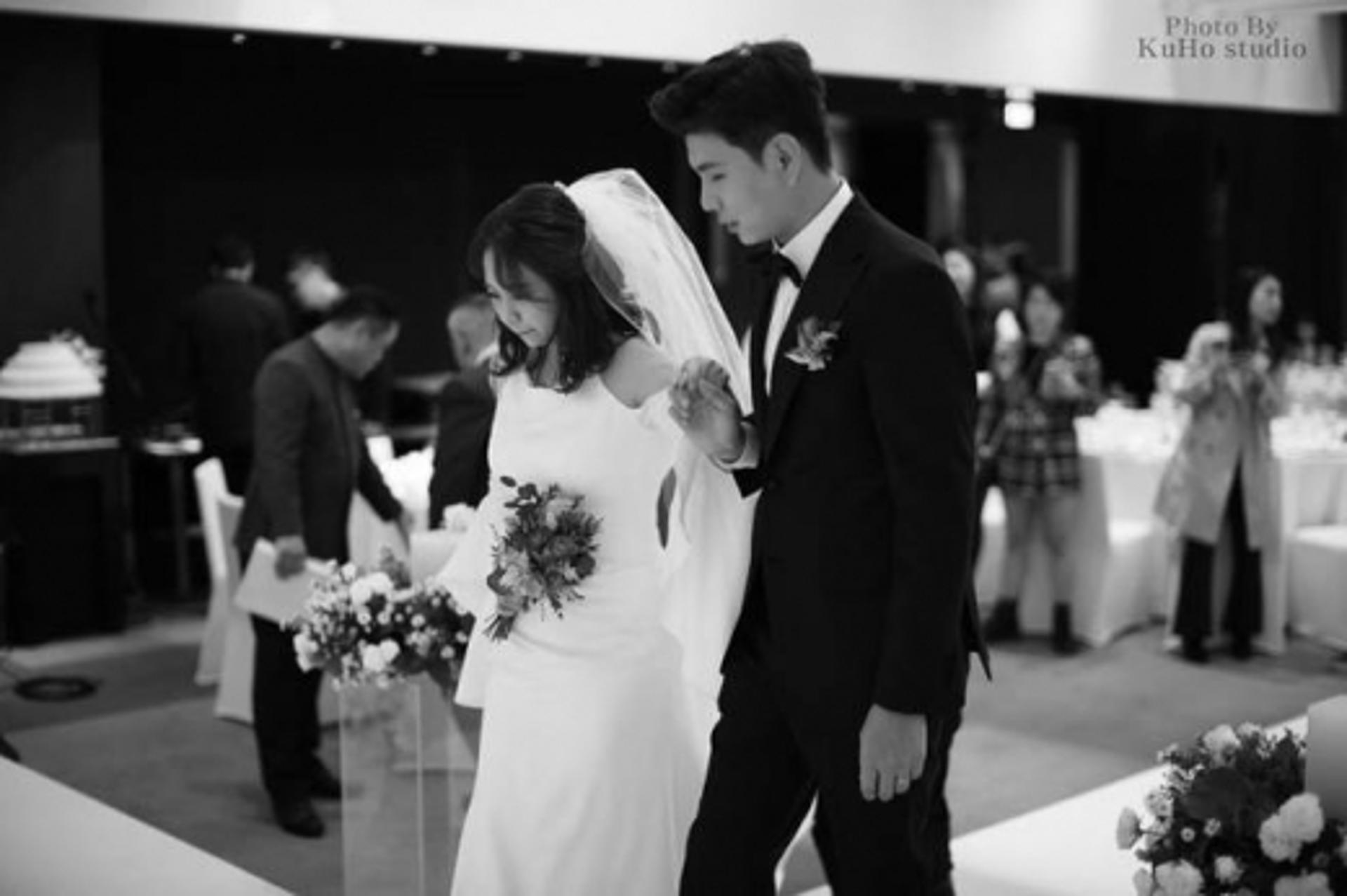 [★화보] 홍현희 제이쓴 결혼 "이제 부부, 행복하게 살겠다"